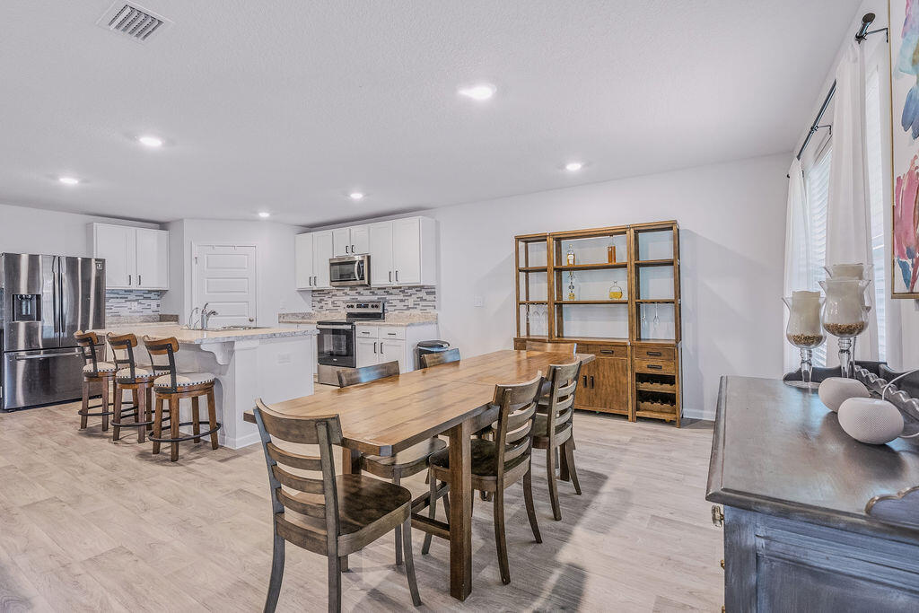 HAMMOCK BAY - MILL COTTAGES - Residential