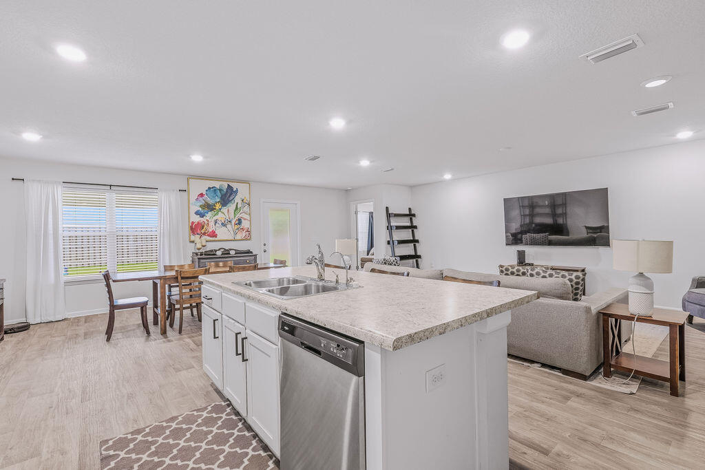 HAMMOCK BAY - MILL COTTAGES - Residential
