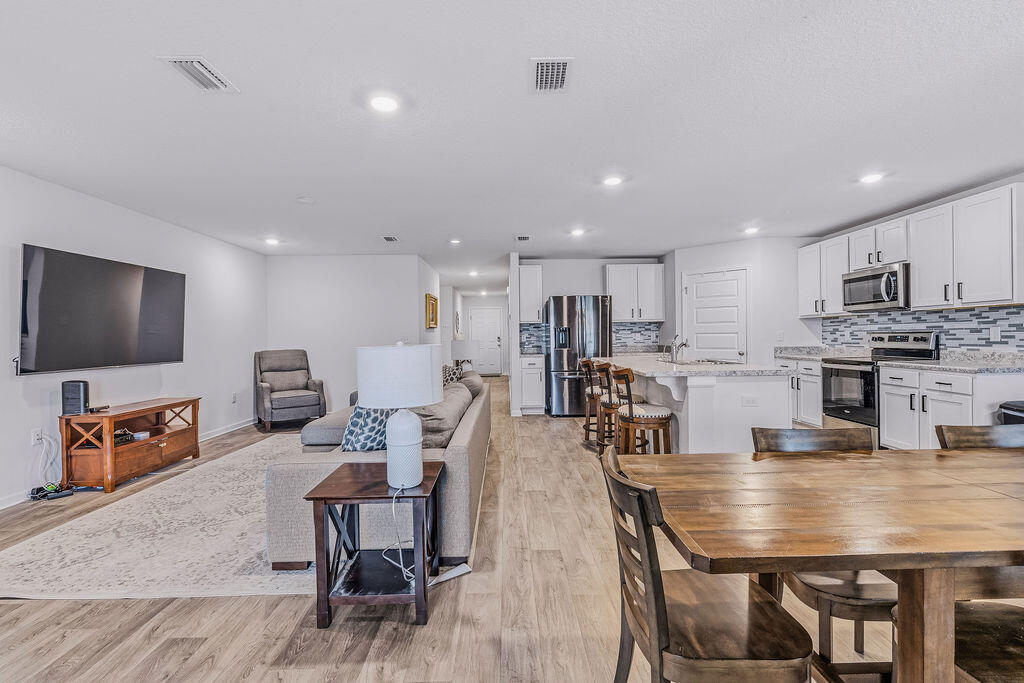 HAMMOCK BAY - MILL COTTAGES - Residential