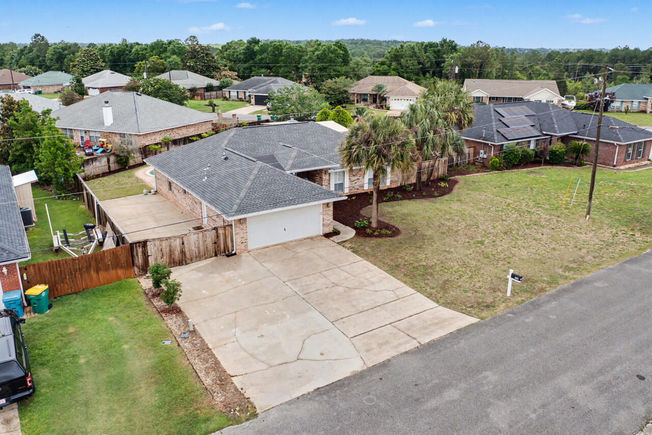 FOXWOOD ADDITION S/D LOT 9 BLK C - Residential