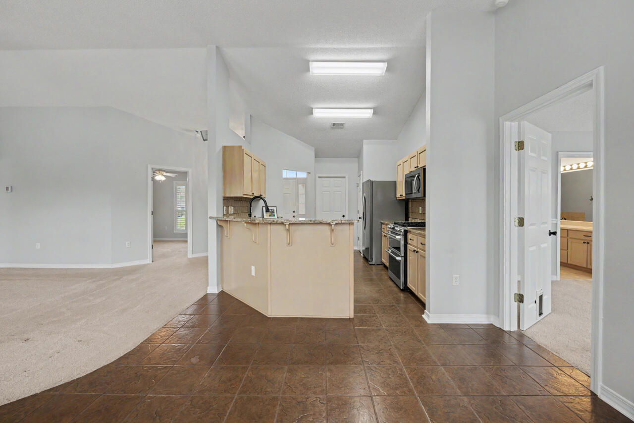 FOXWOOD ADDITION S/D LOT 9 BLK C - Residential