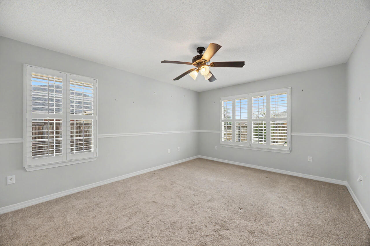 FOXWOOD ADDITION S/D LOT 9 BLK C - Residential