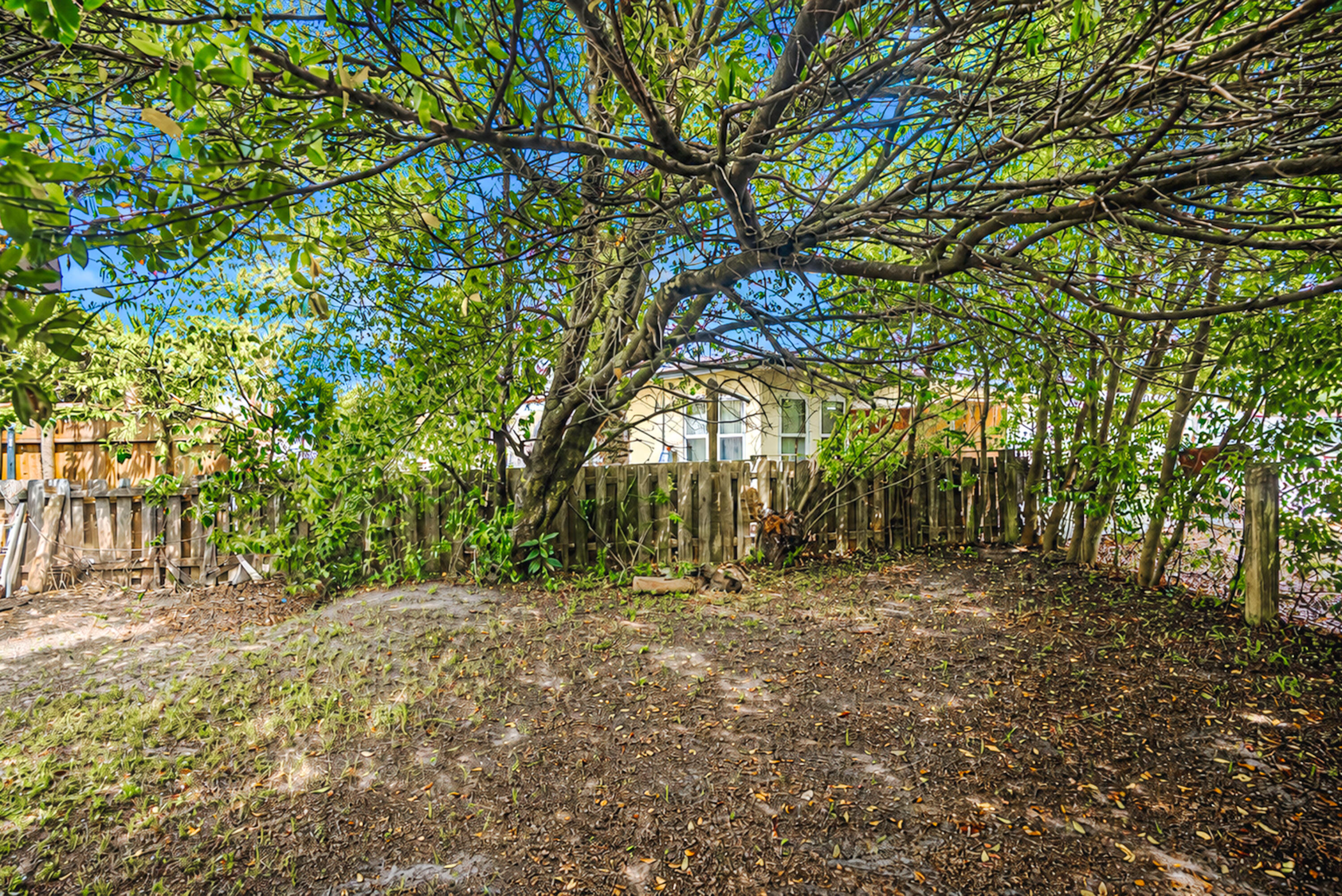 Laguna Beach Estates 5th Add - Residential