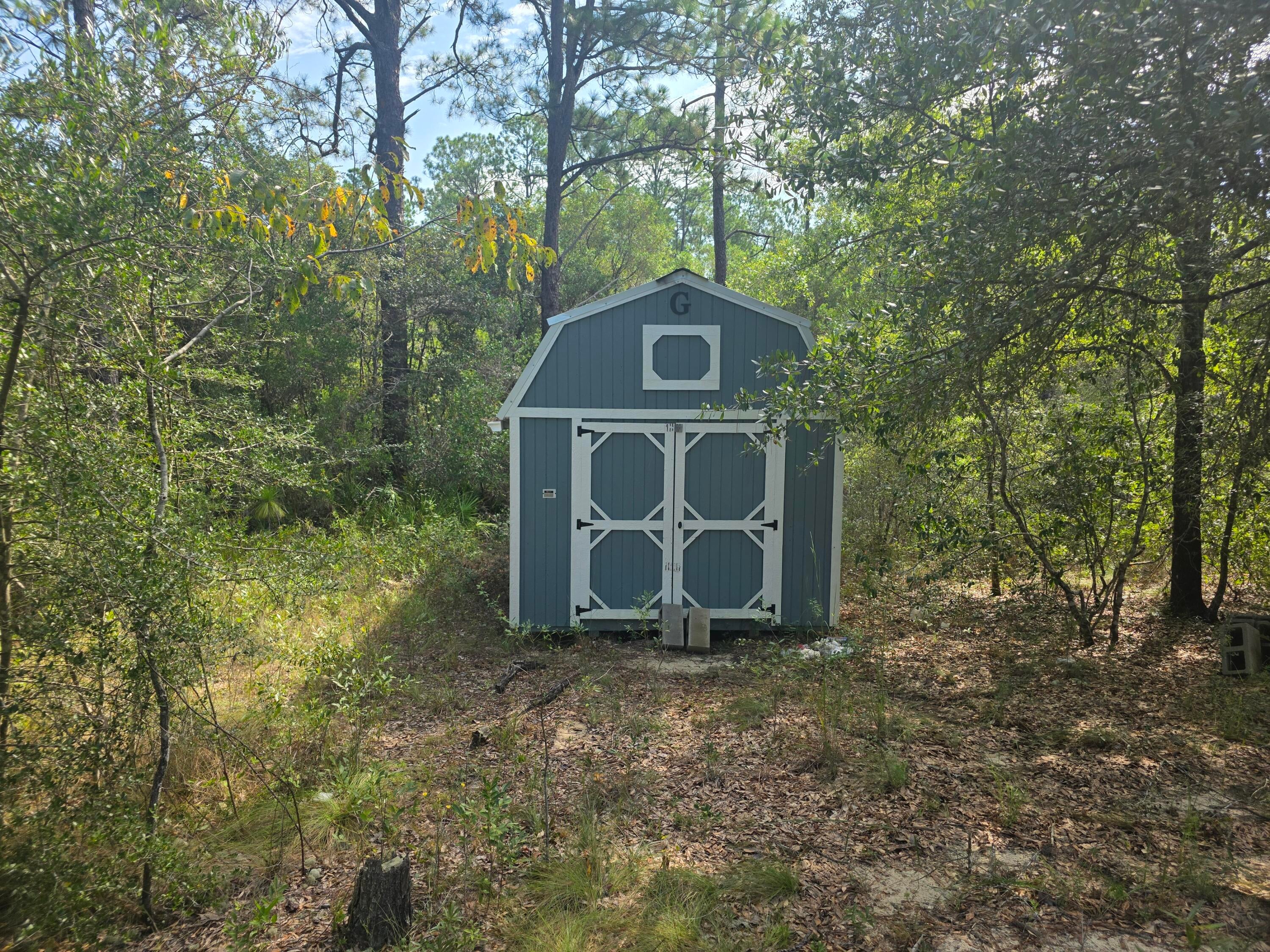 OAKWOOD HILLS - Land
