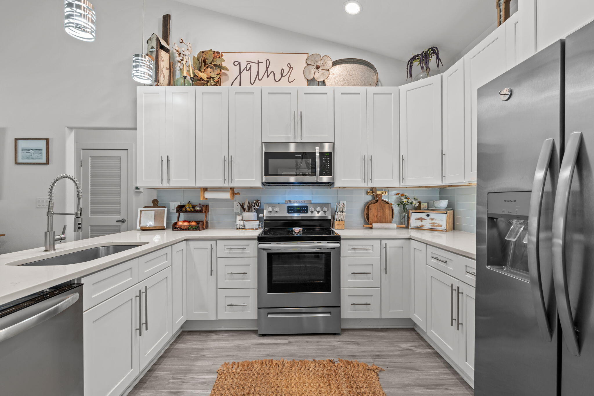 OAKWOOD HILLS - Residential