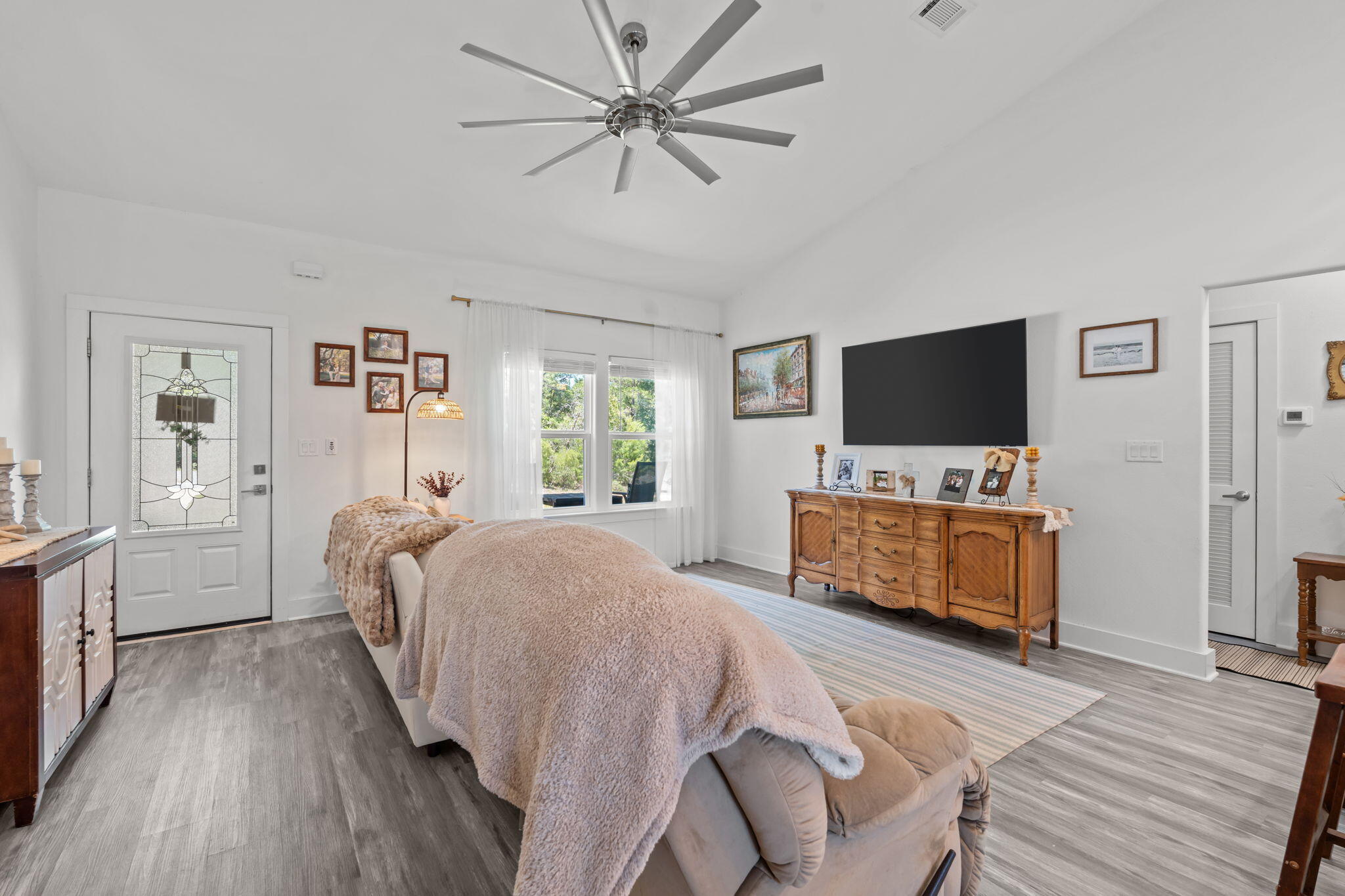 OAKWOOD HILLS - Residential
