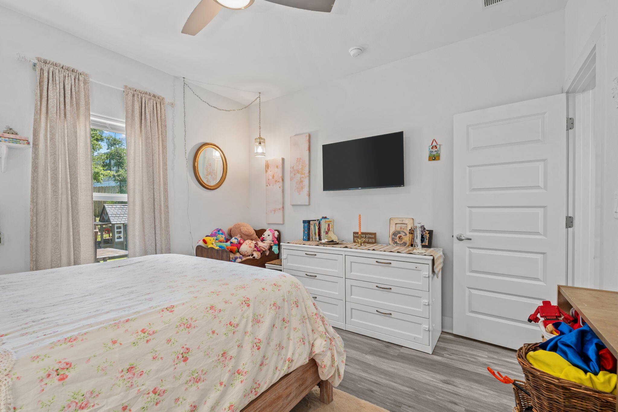 OAKWOOD HILLS - Residential