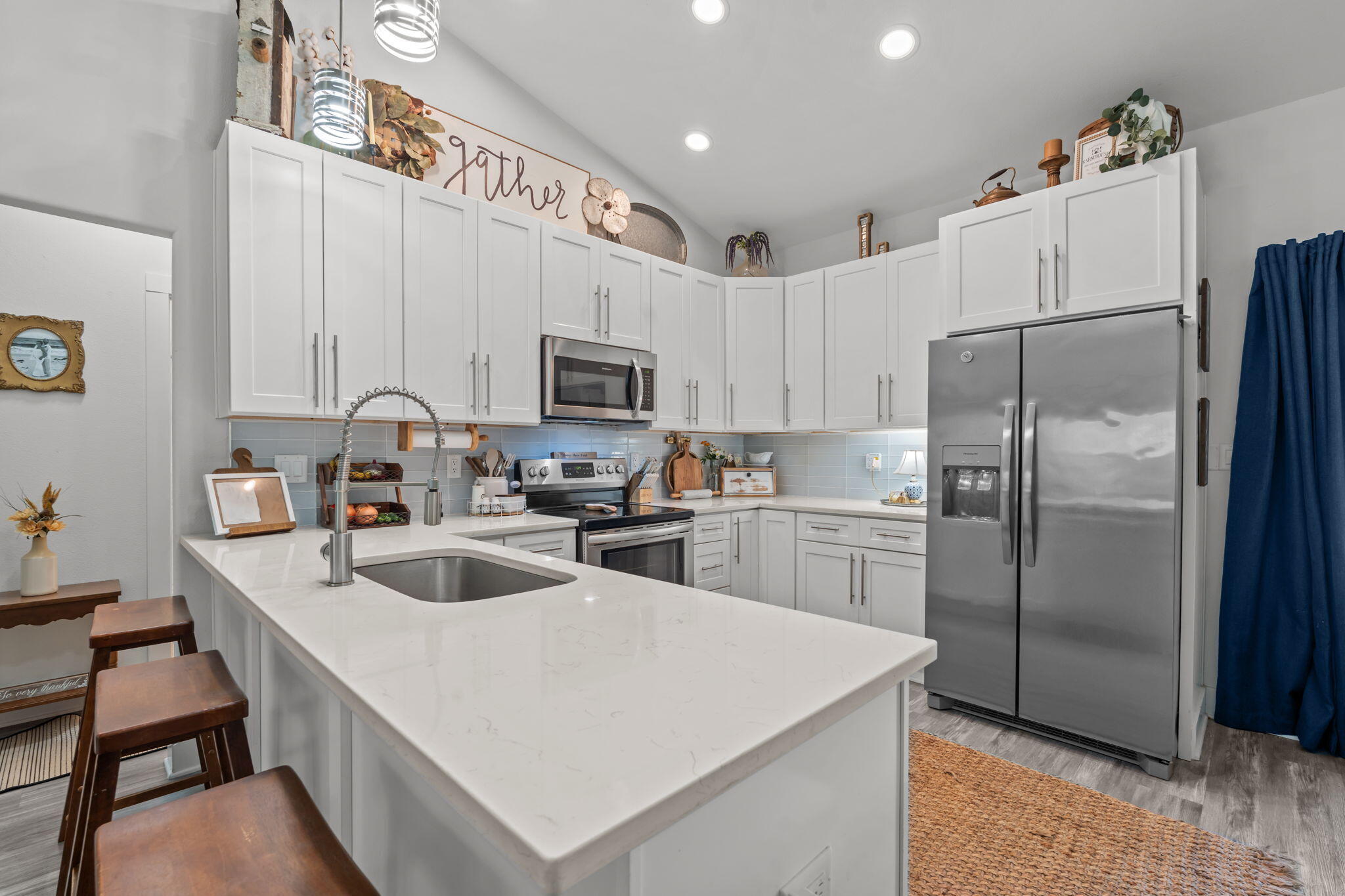 OAKWOOD HILLS - Residential
