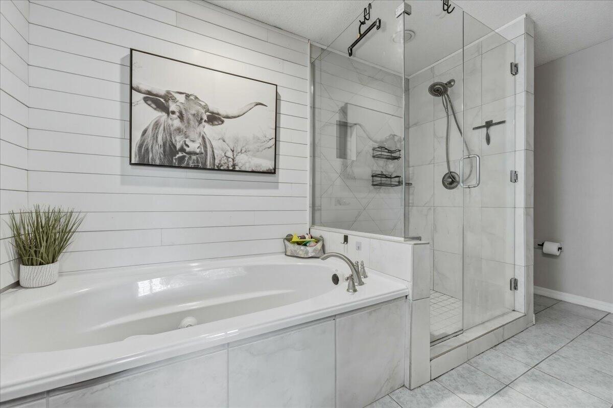 SANTA ROSA SHORES 6TH ADDN - Residential