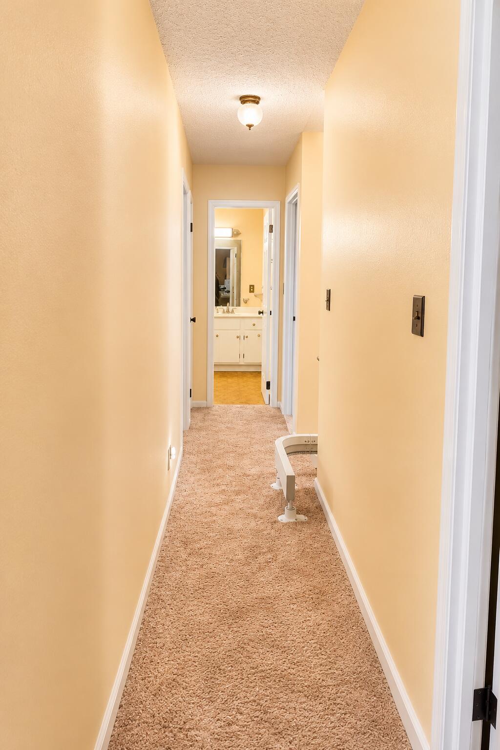 PINE SHORES - Residential