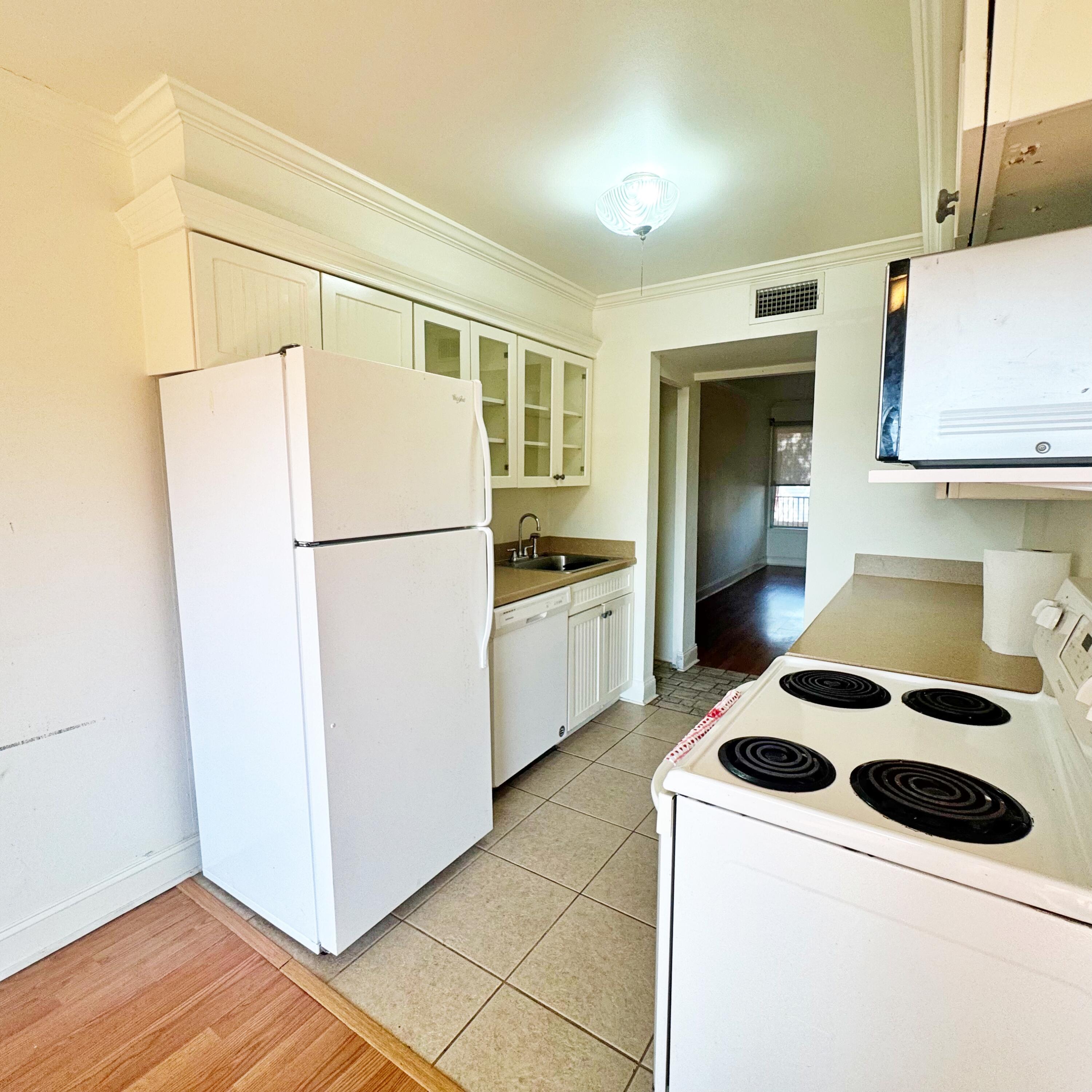 PIER ONE CONDO - Residential Lease