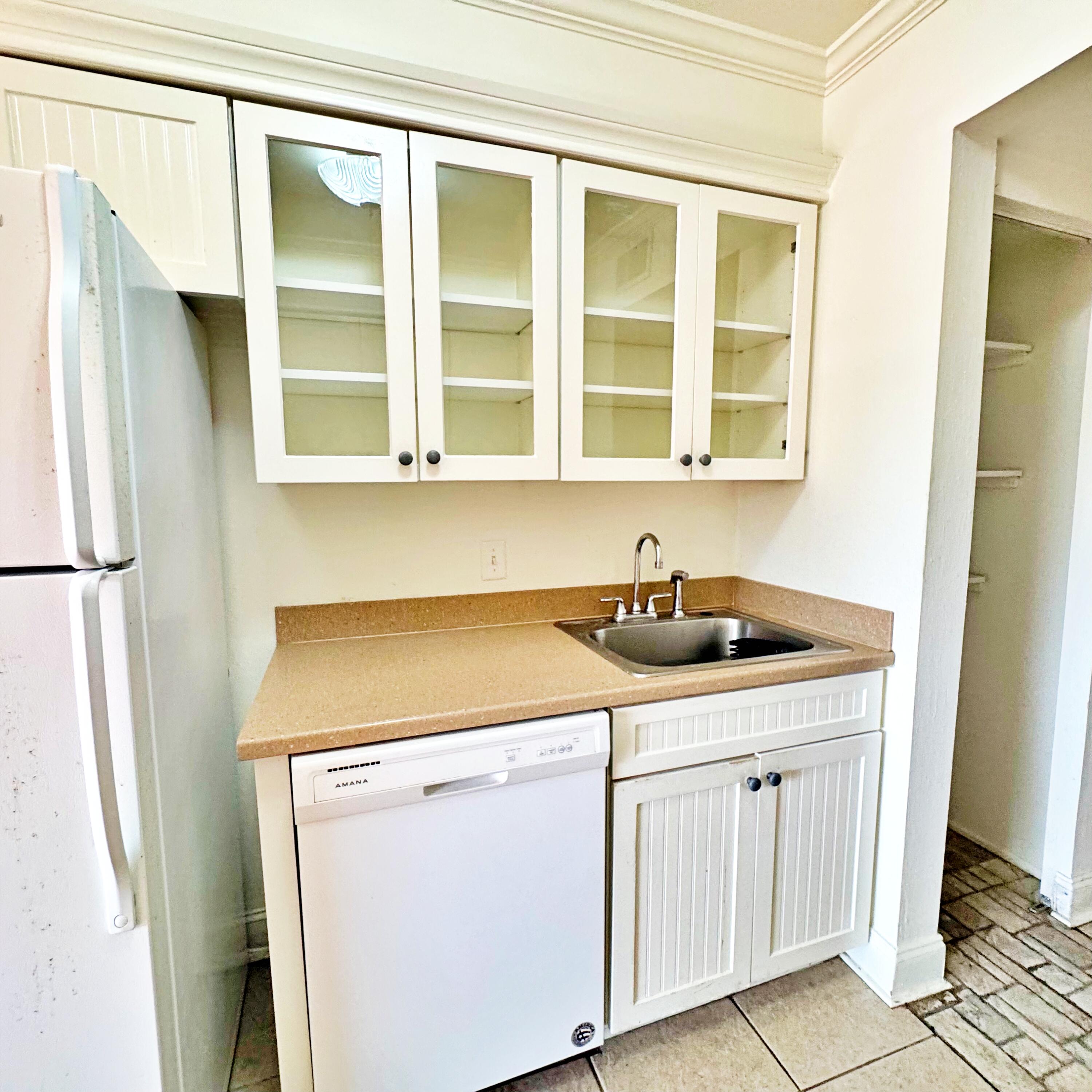 PIER ONE CONDO - Residential Lease