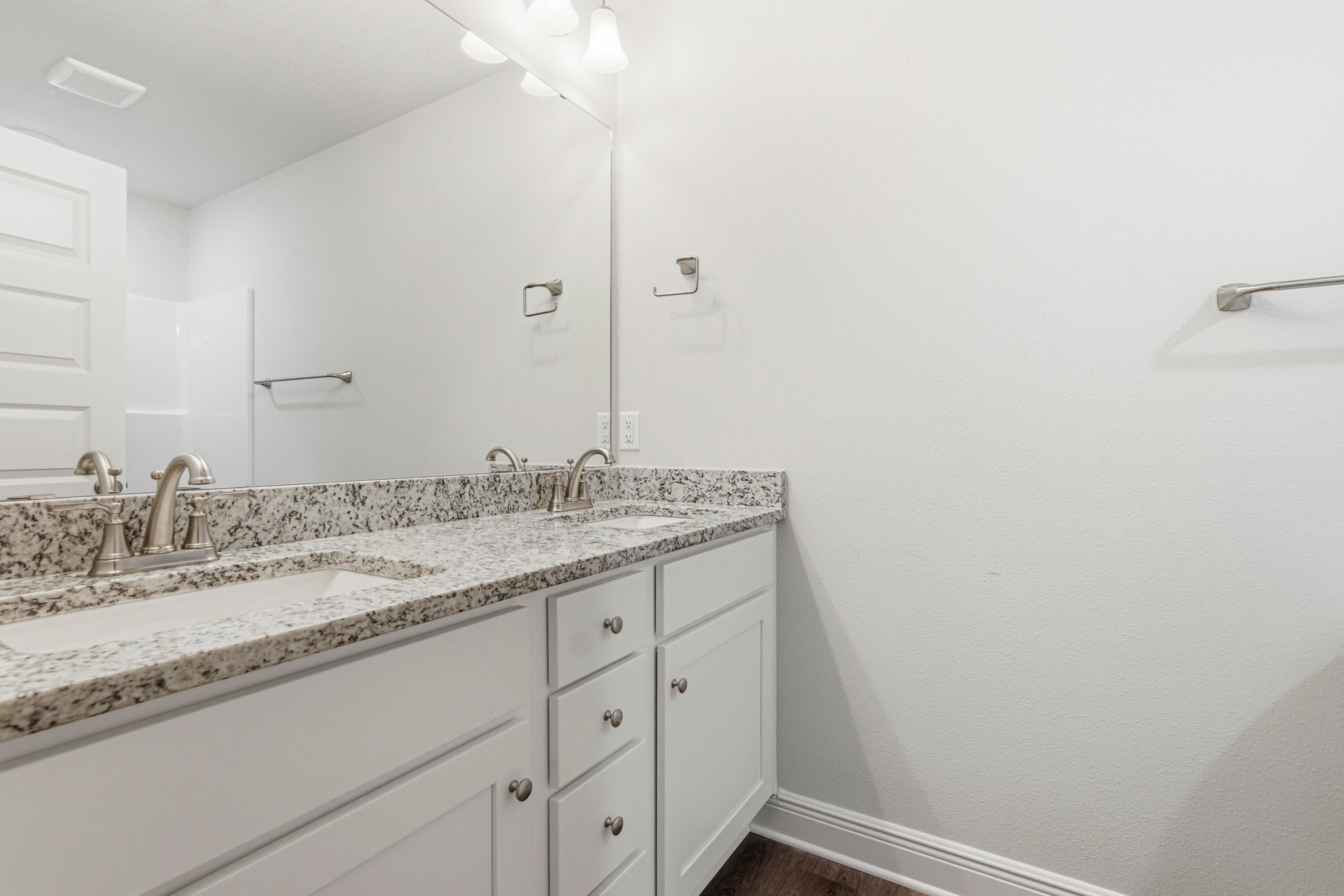 OAKWOOD HILLS UNIT 3 - Residential