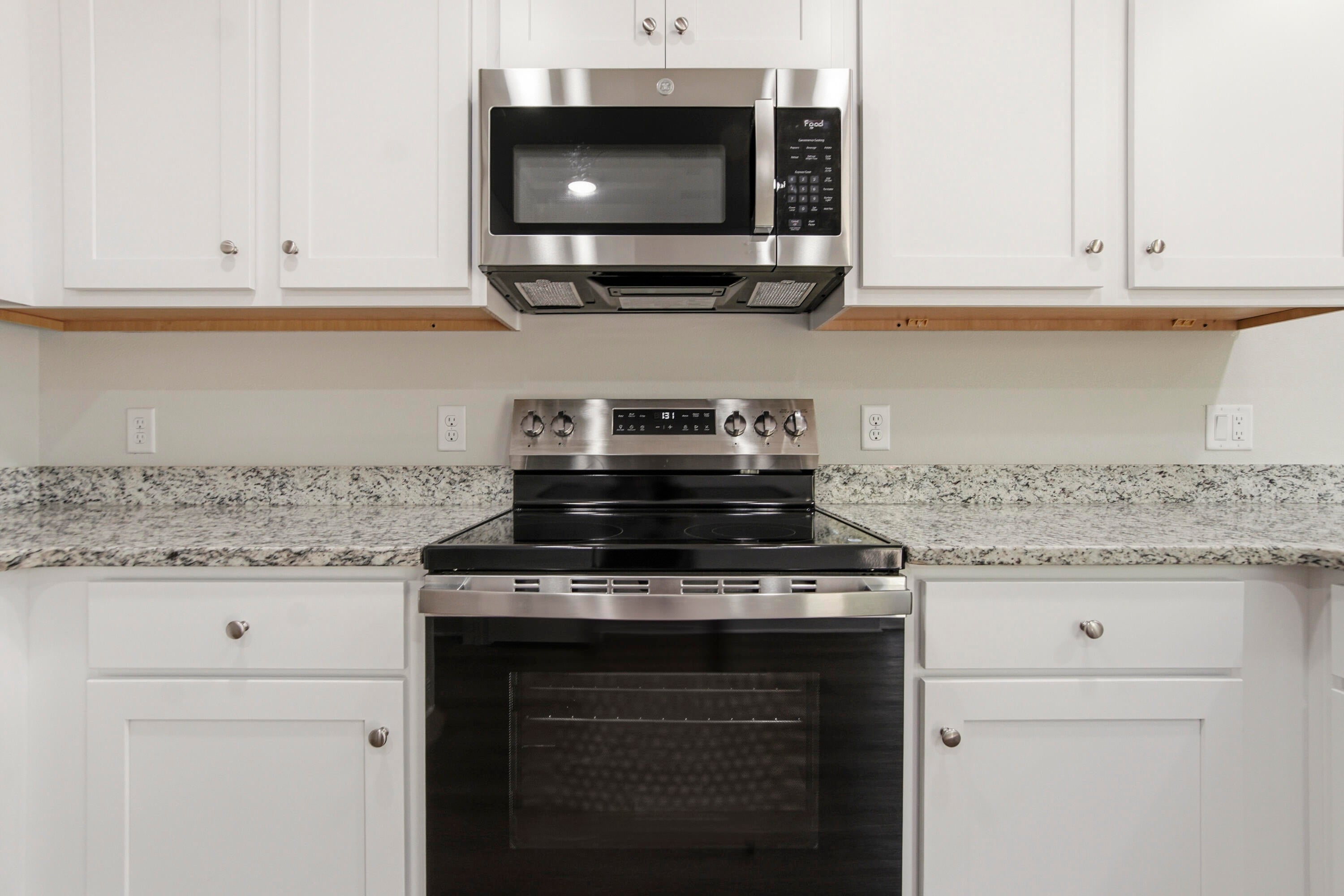 OAKWOOD HILLS UNIT 3 - Residential