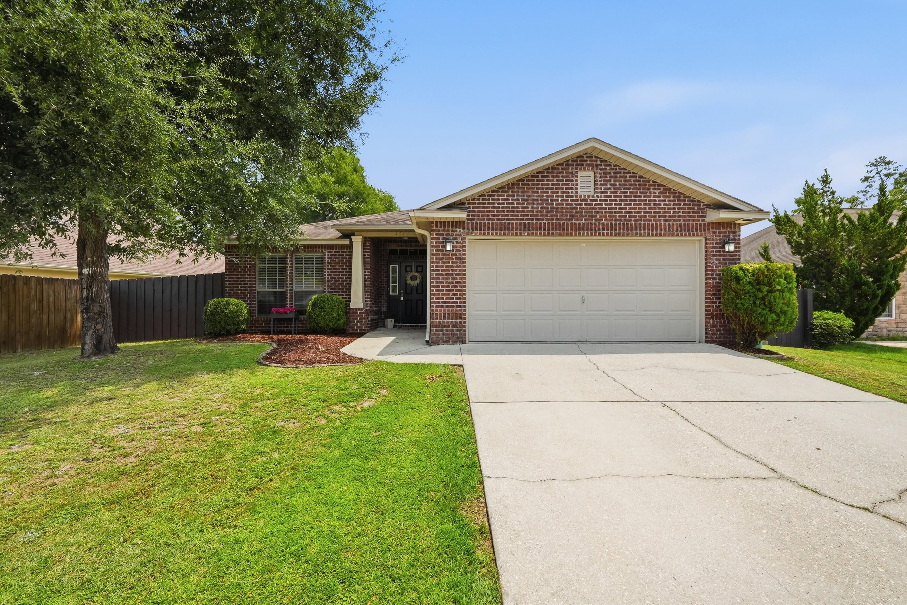 DUGGAN POND ESTATES - Residential
