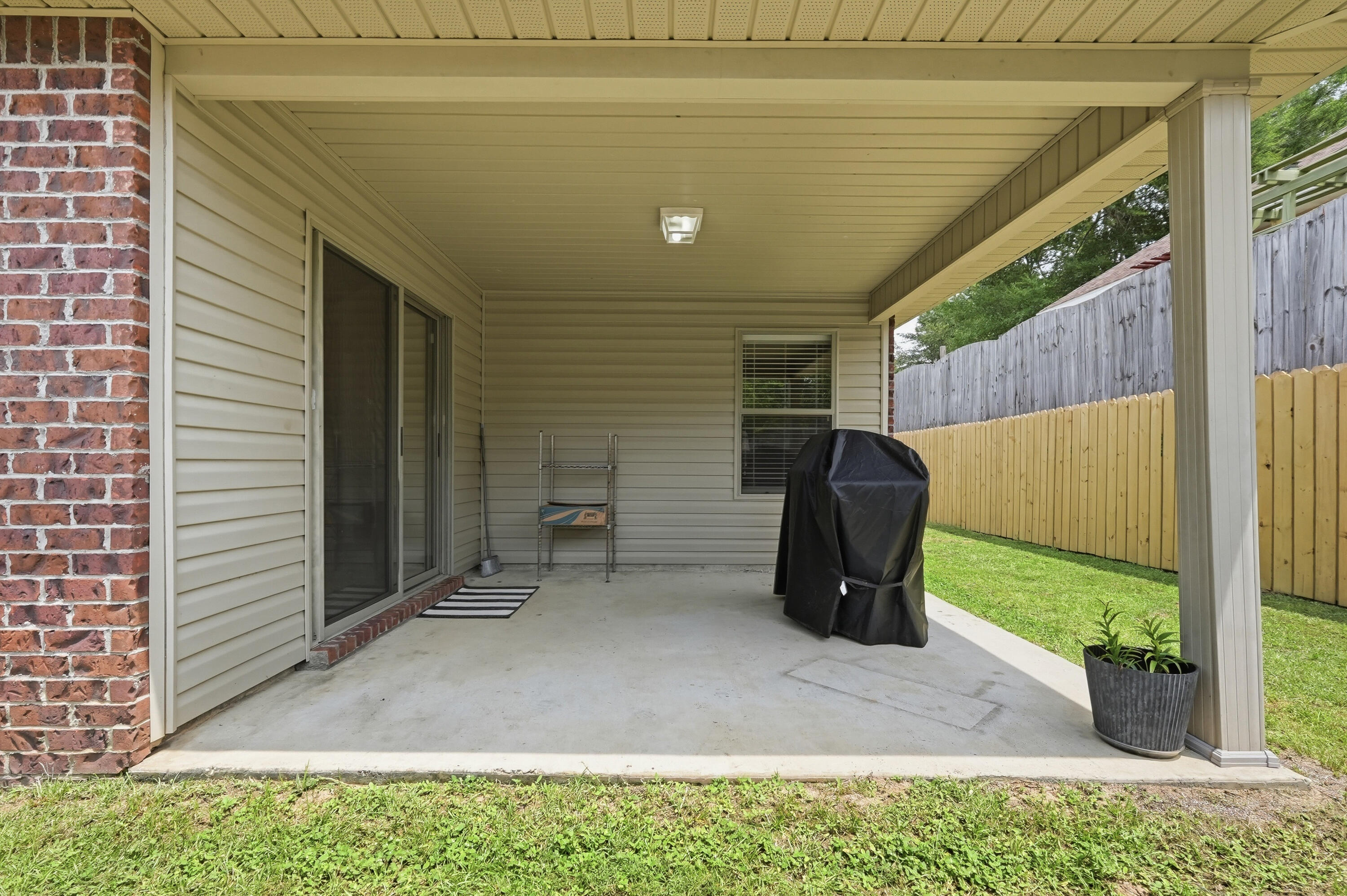 DUGGAN POND ESTATES - Residential