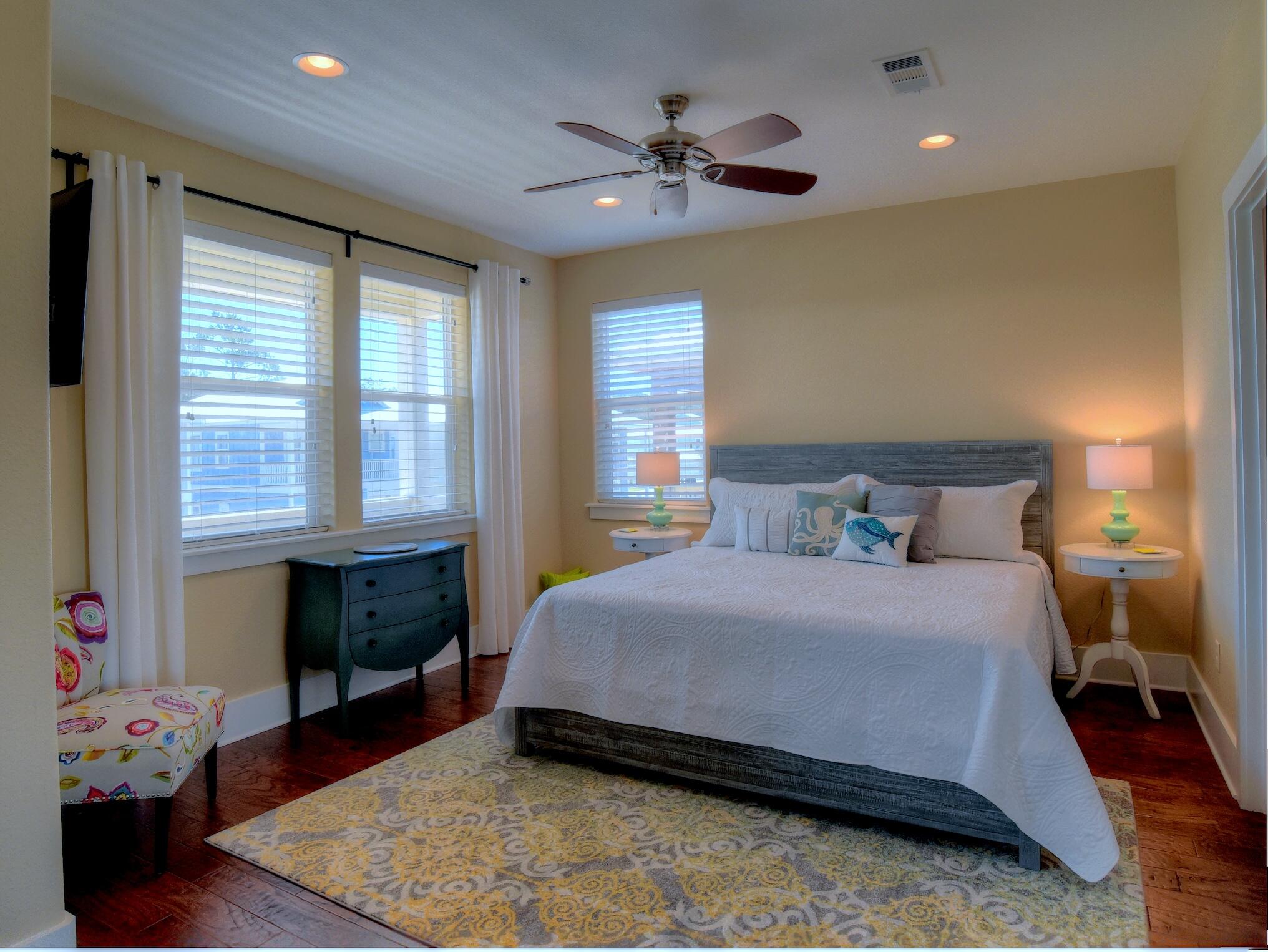 GULF REFLECTIONS - Residential Lease