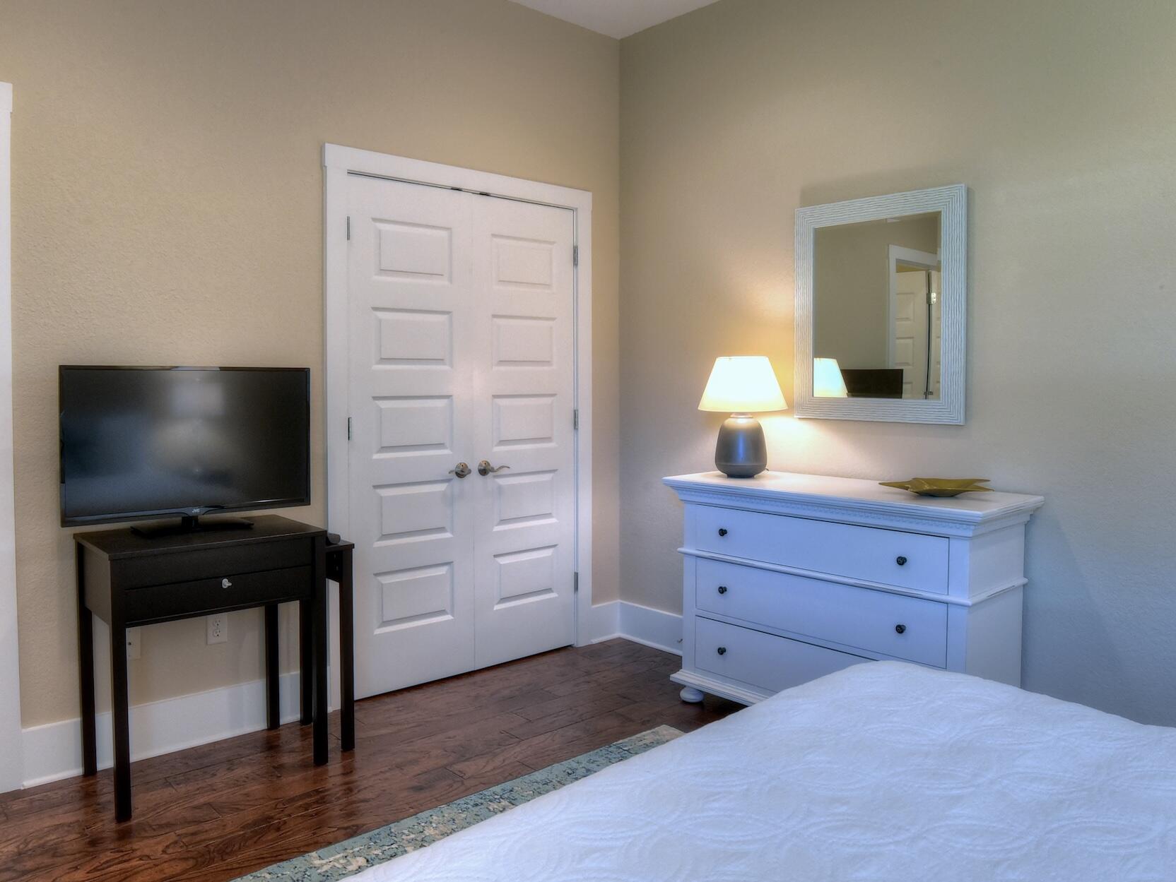 GULF REFLECTIONS - Residential Lease
