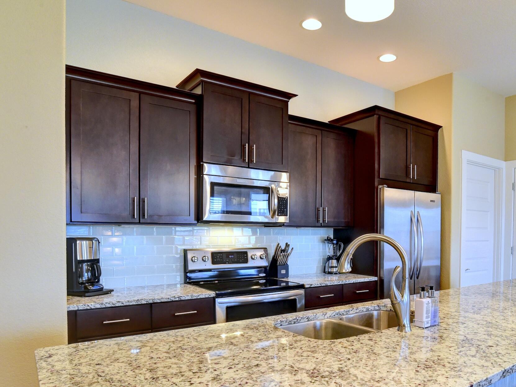 GULF REFLECTIONS - Residential Lease