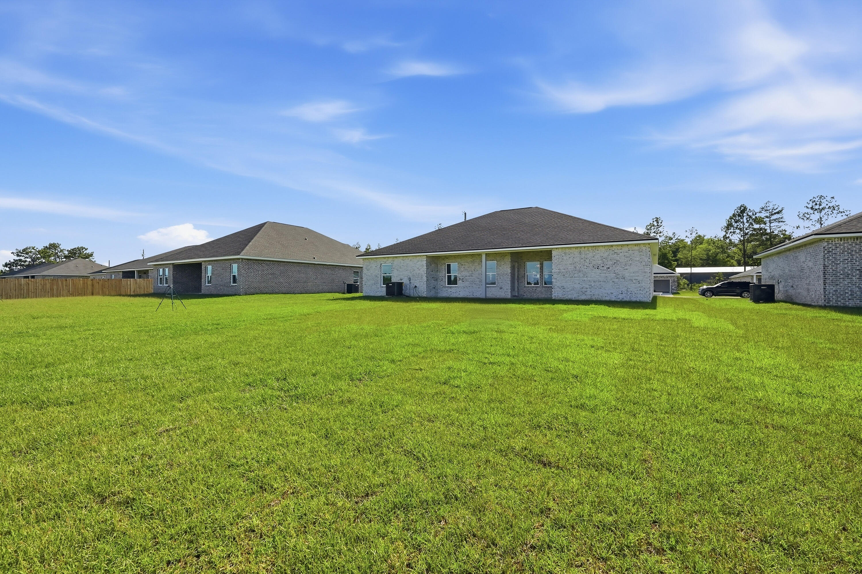SOUTHERN CHARM - Residential