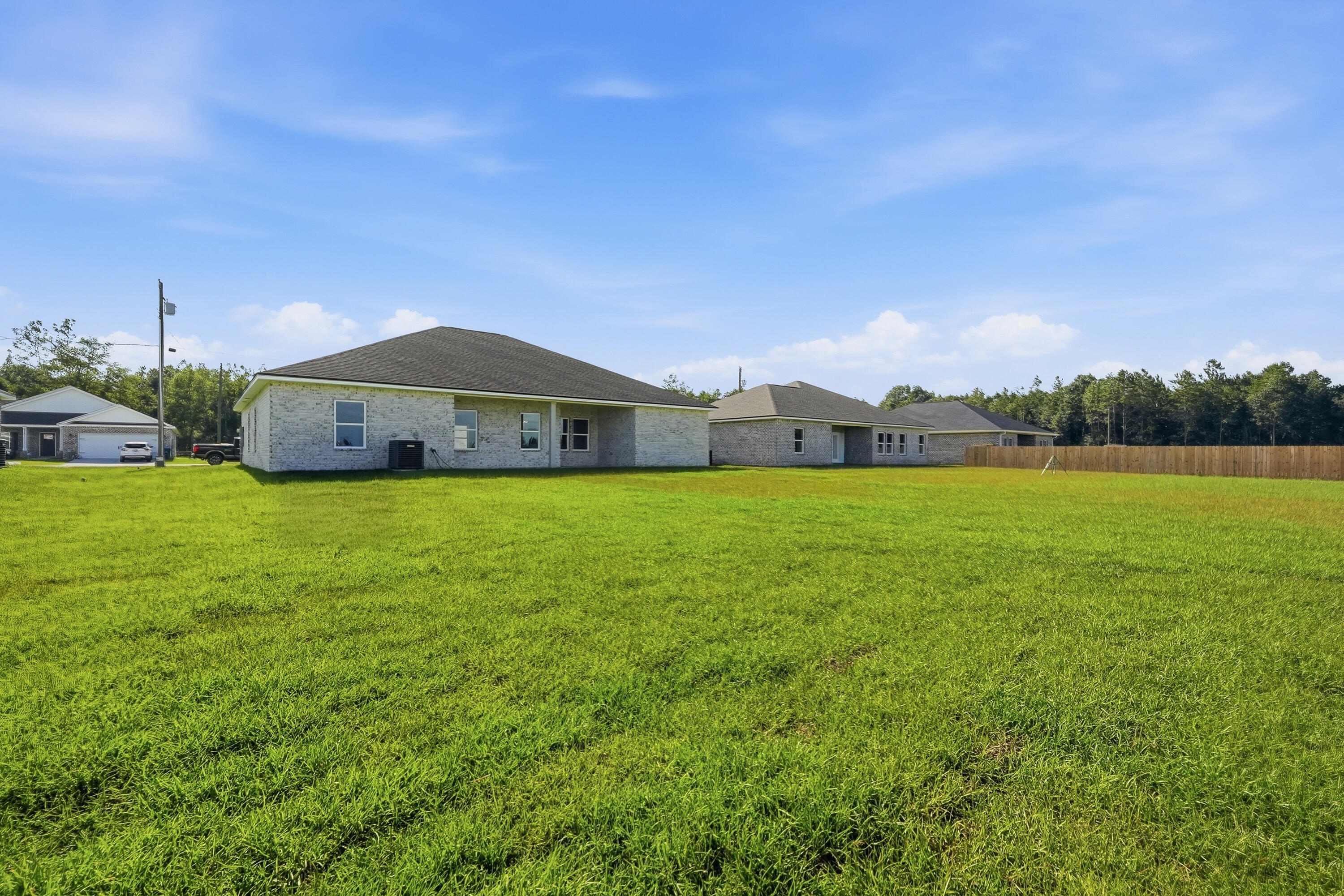 SOUTHERN CHARM - Residential