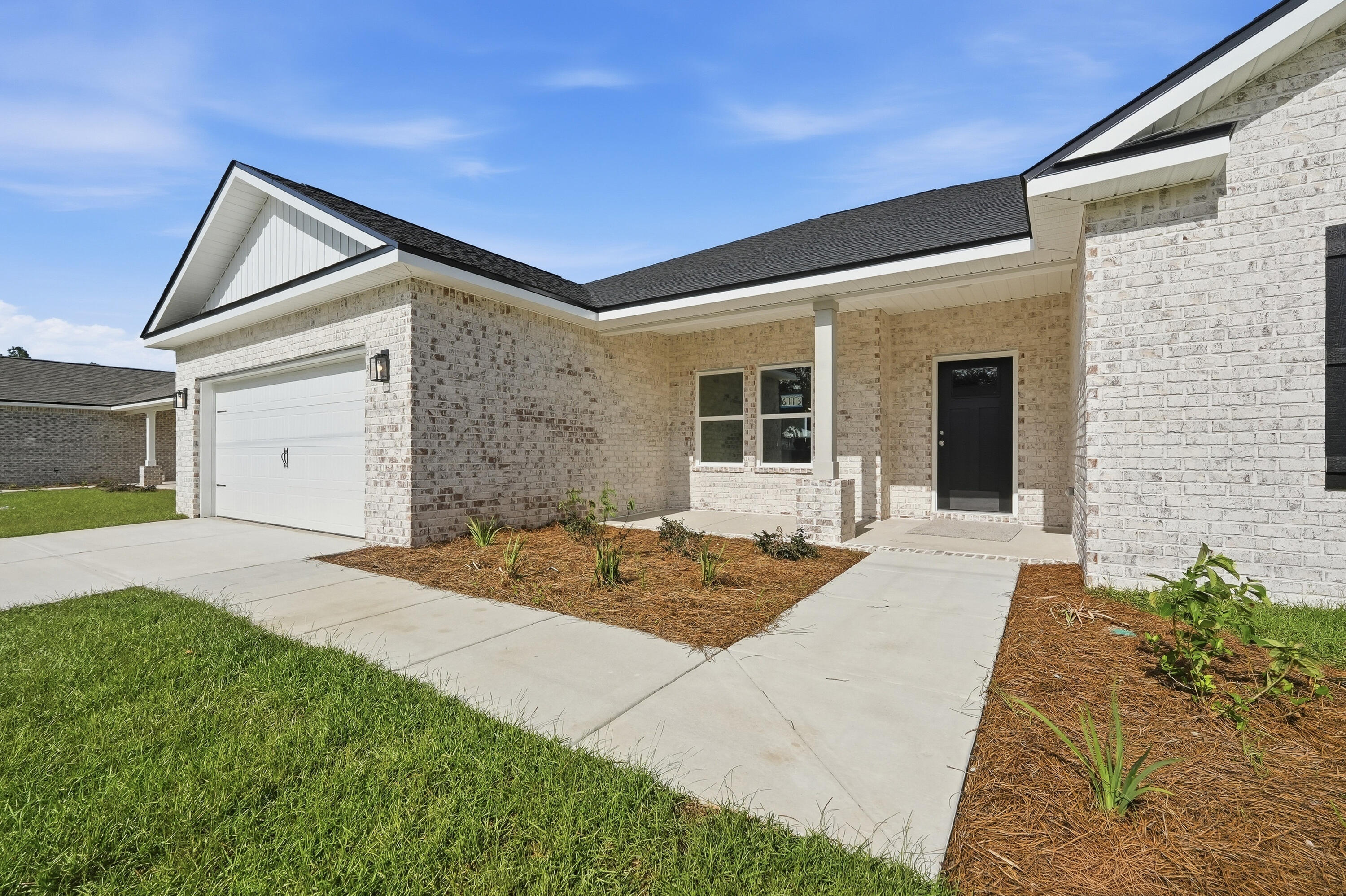 SOUTHERN CHARM - Residential