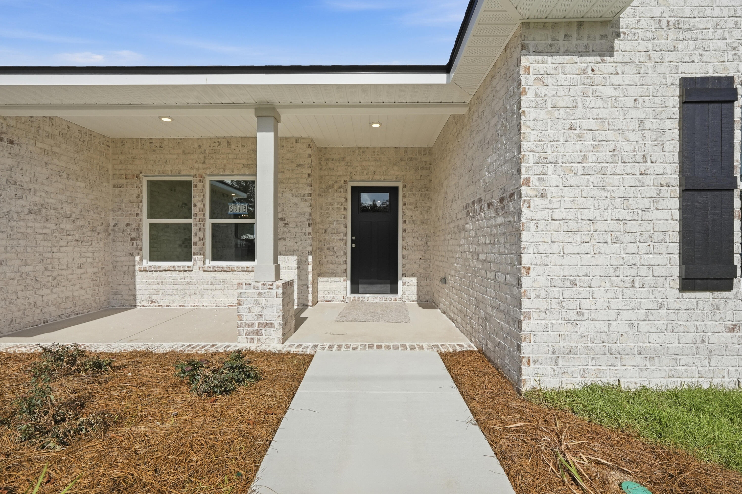SOUTHERN CHARM - Residential