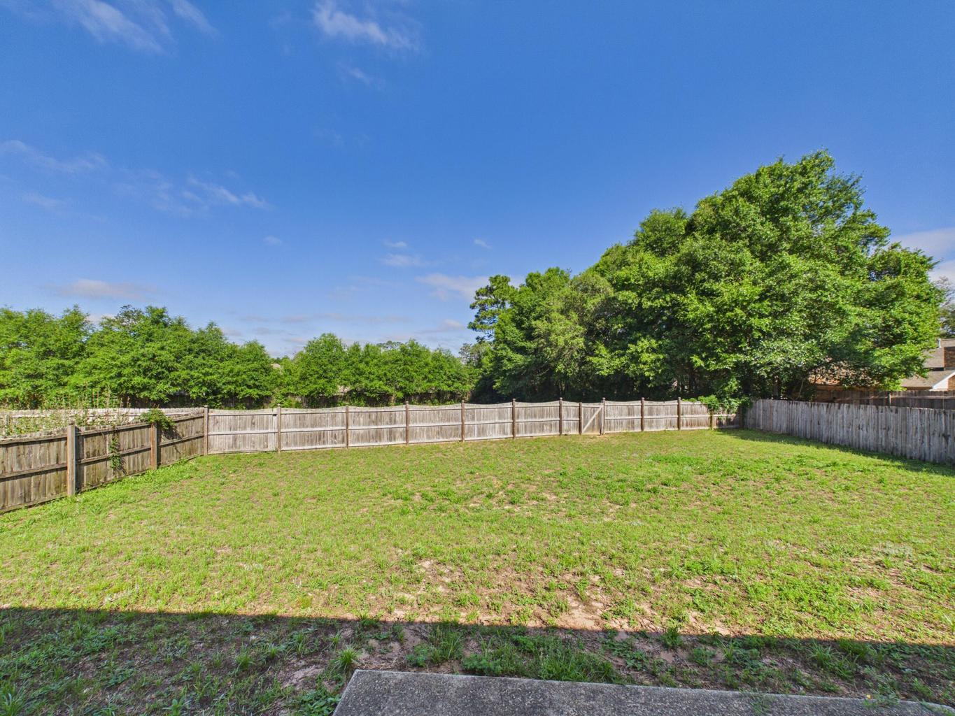 PLANTATION OAKS S/D - Residential Lease