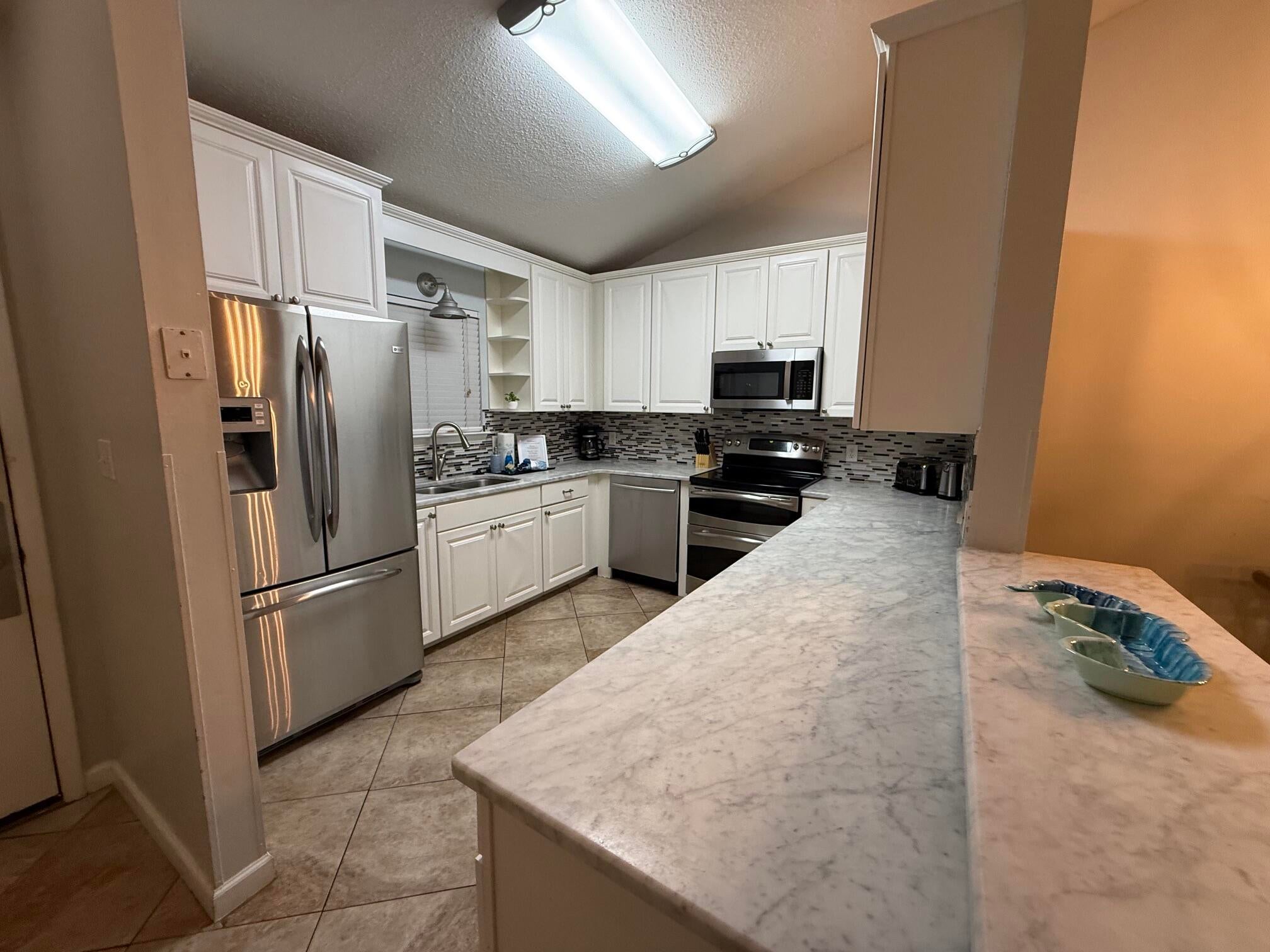 CHATEAU LA MER II PHASE II UNIT 1204 - Residential