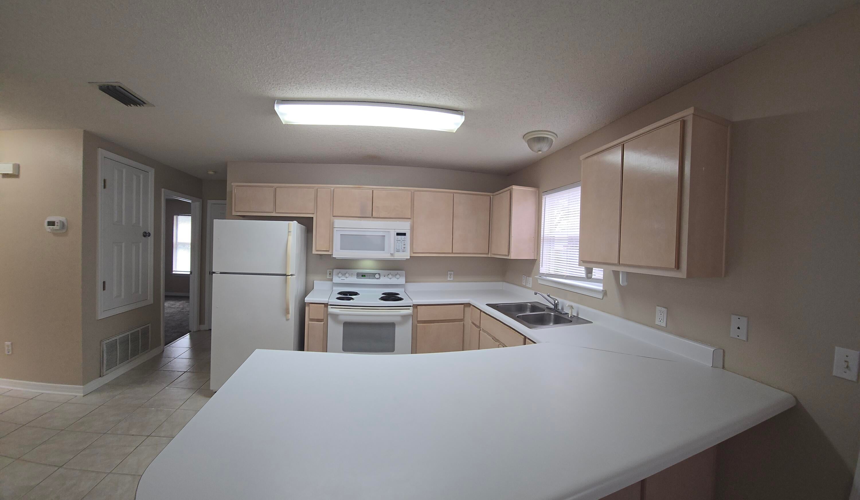 VILLA DANIELLE - Residential Lease