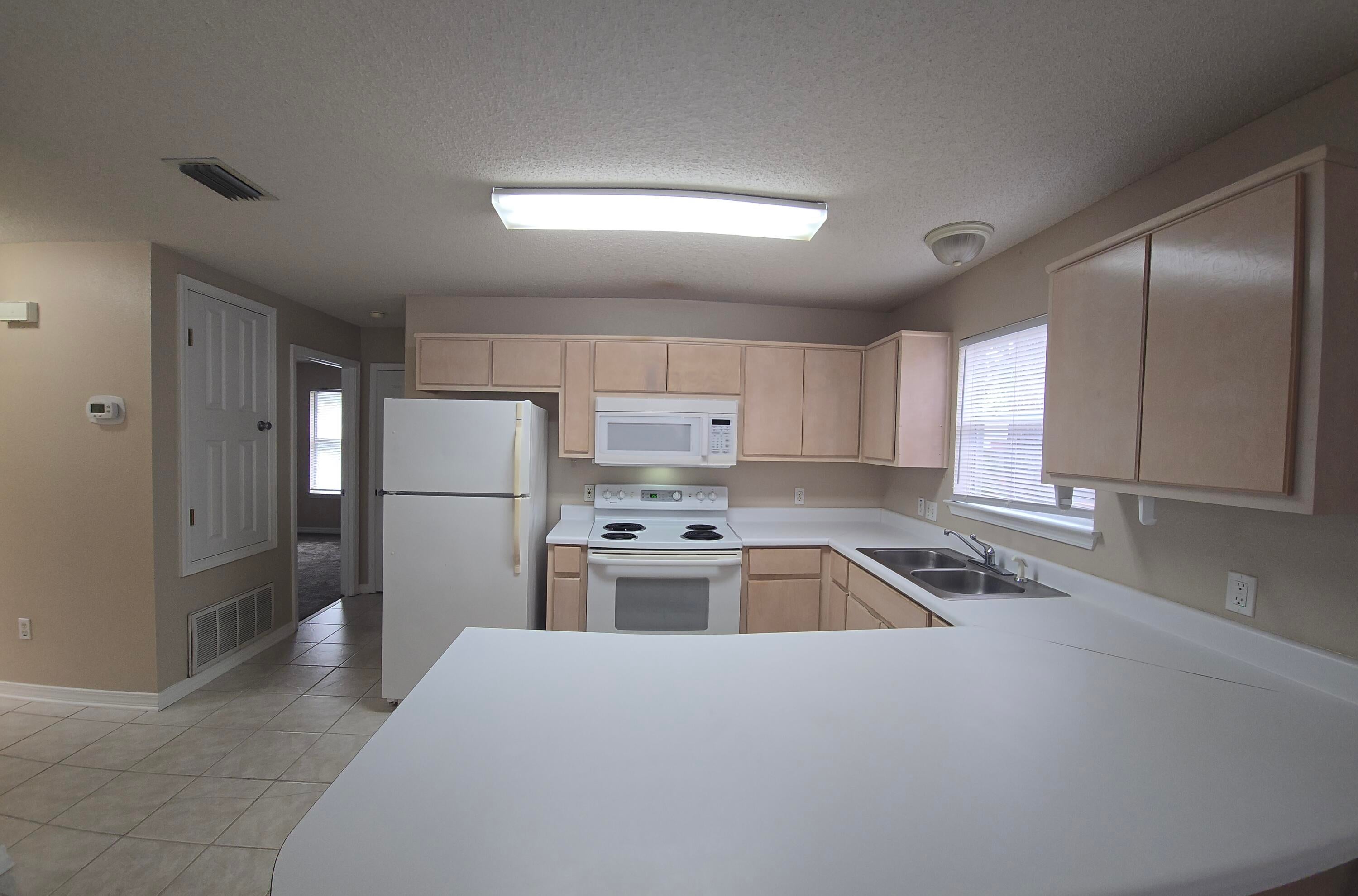 VILLA DANIELLE - Residential Lease