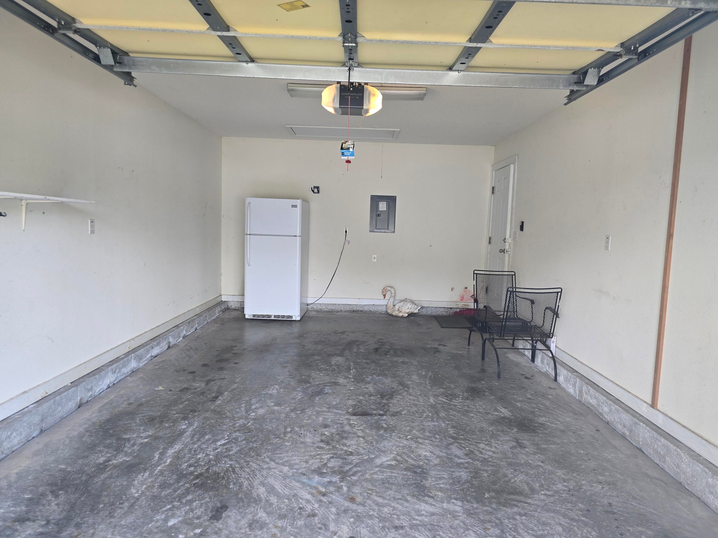 VILLA DANIELLE - Residential Lease