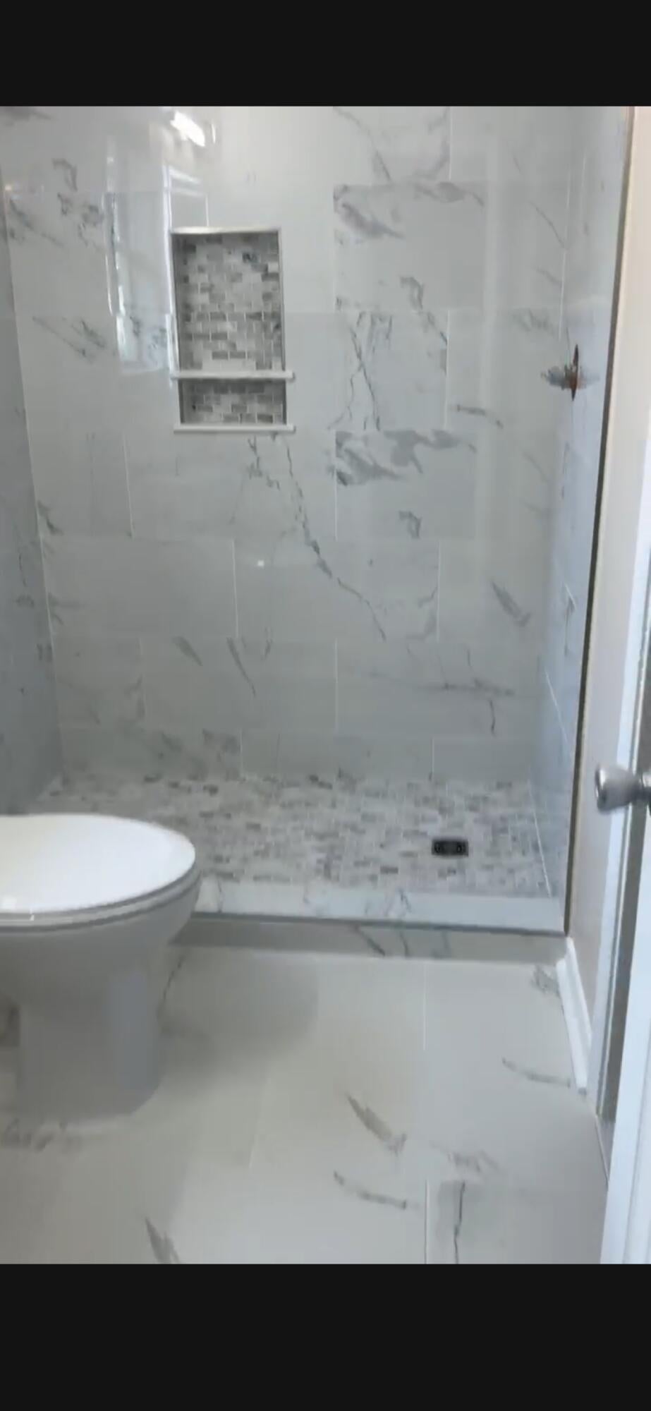 VILLA DANIELLE - Residential Lease