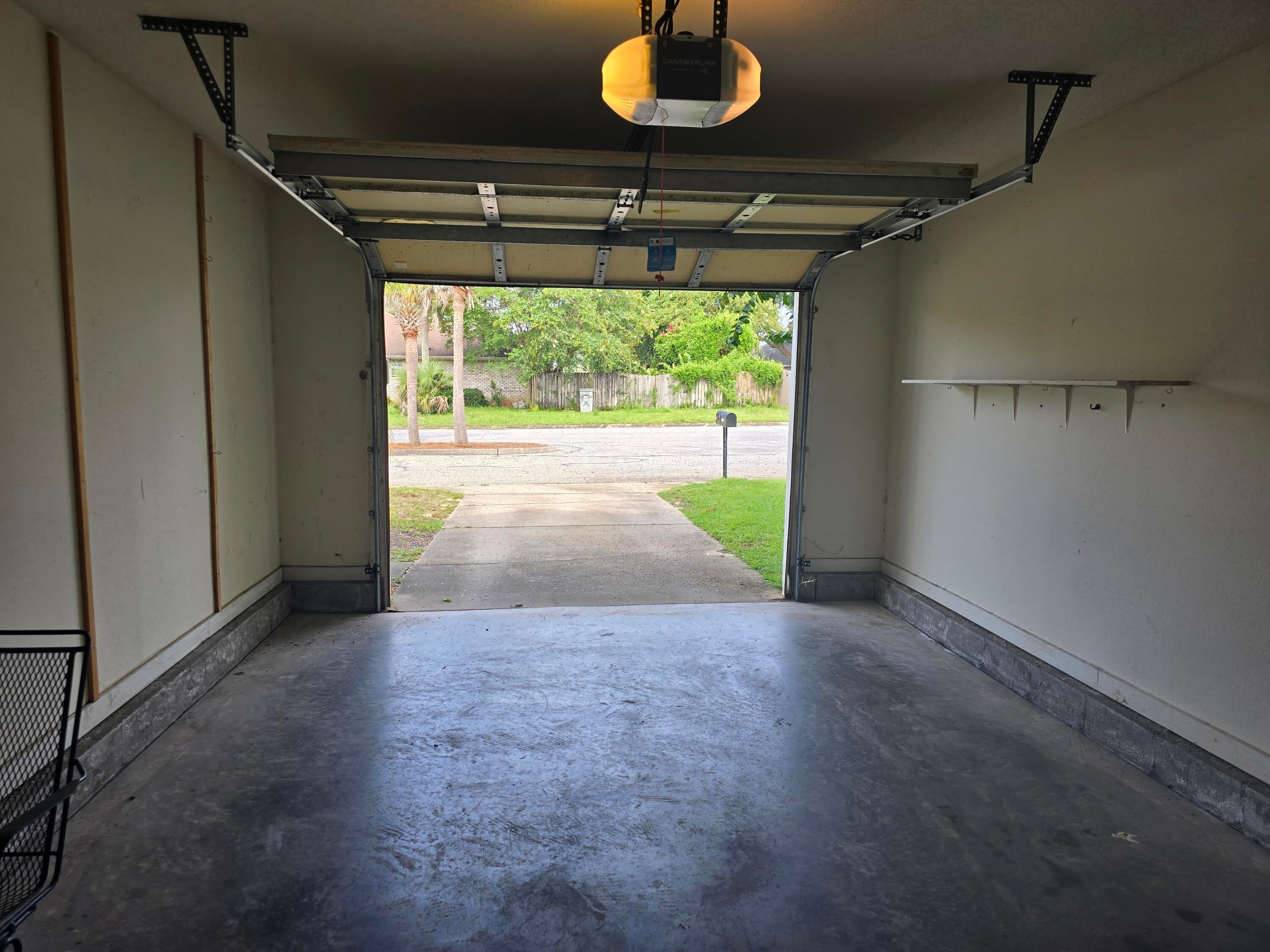 VILLA DANIELLE - Residential Lease
