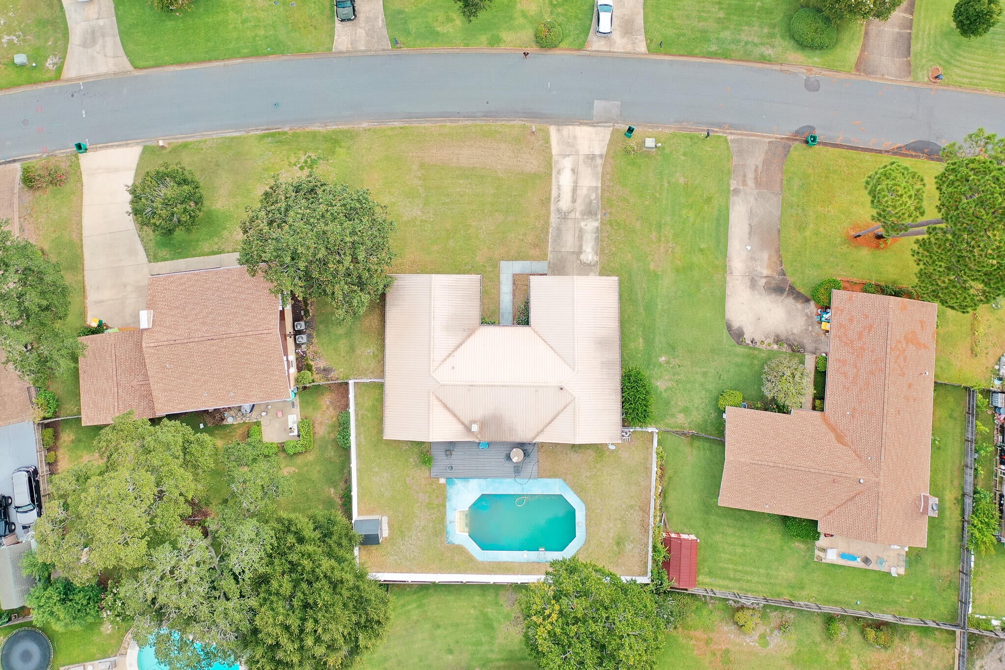 LAKE LORRAINE ESTATES 3 - Residential