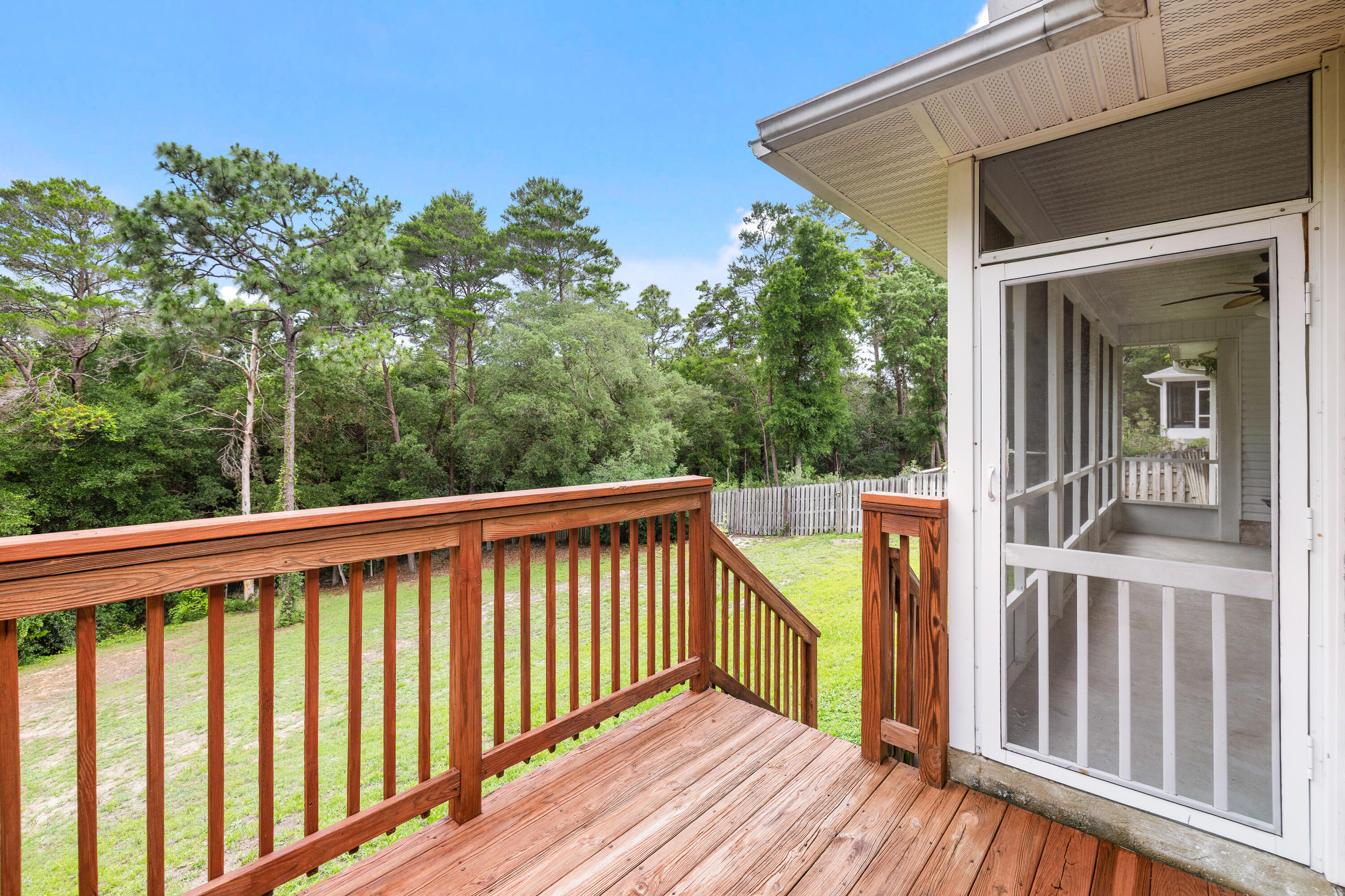 ROCKY BAYOU COUNTRY CLUB ESTATES 9 - Residential