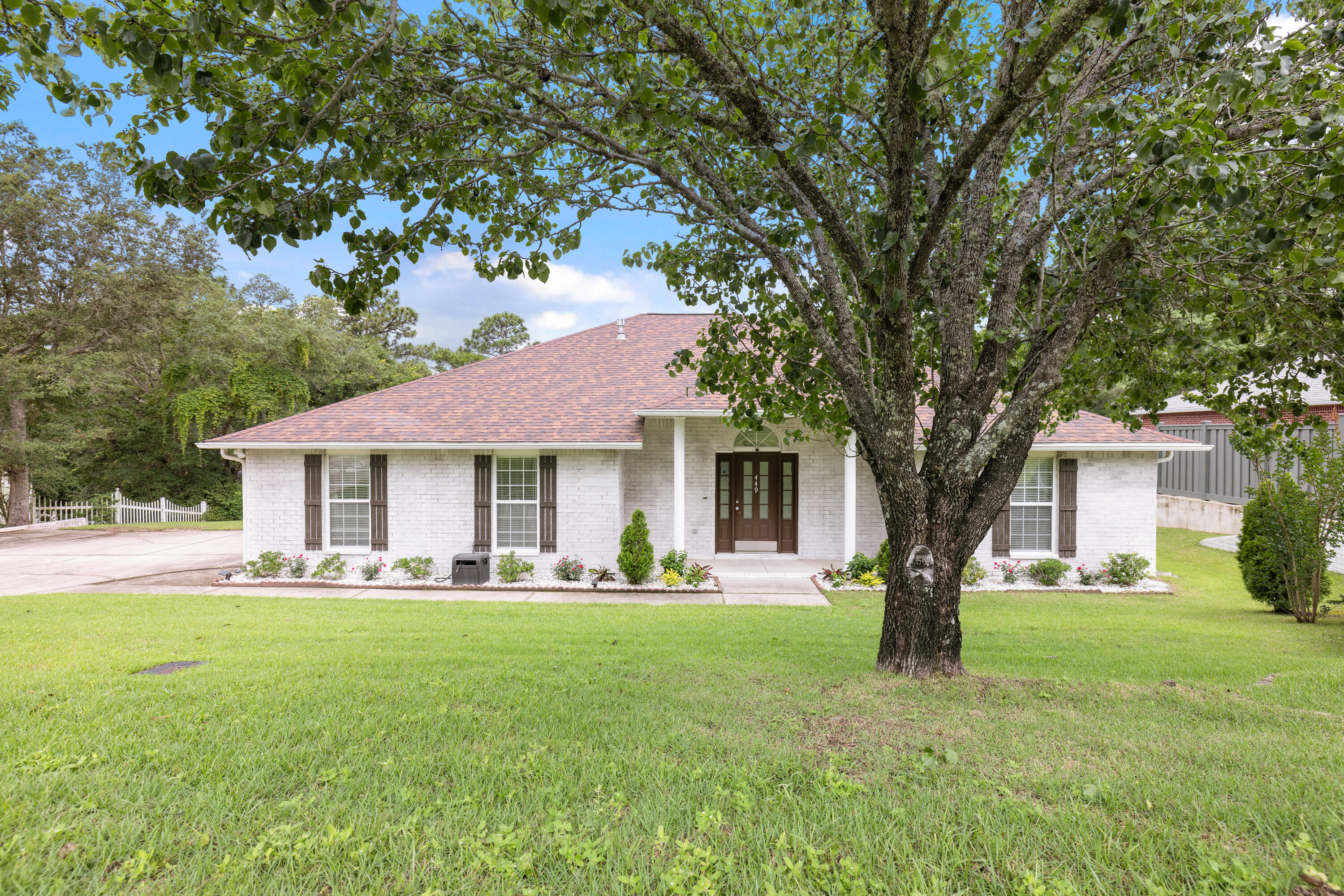 ROCKY BAYOU COUNTRY CLUB ESTATES 9 - Residential