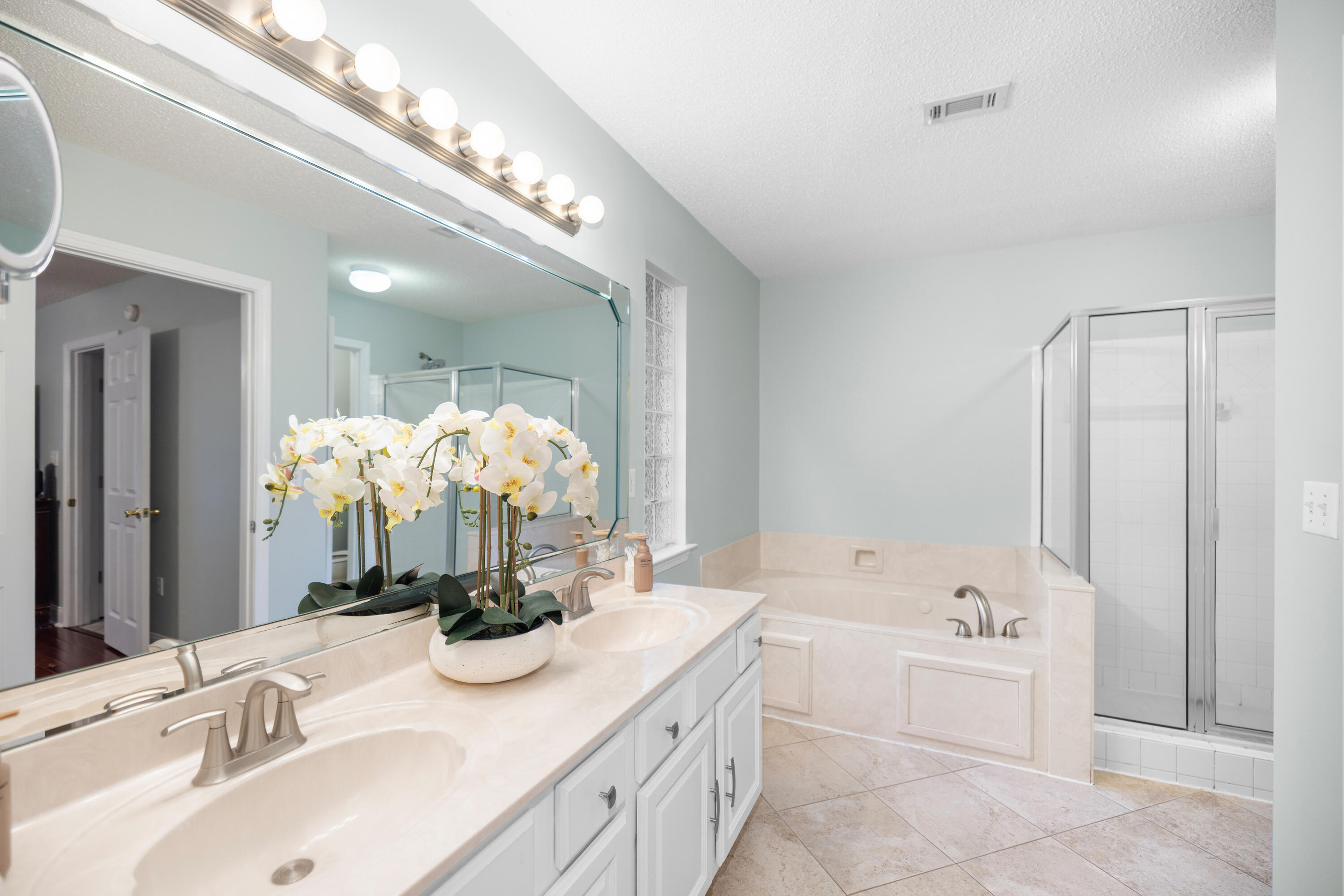 ROCKY BAYOU COUNTRY CLUB ESTATES 9 - Residential