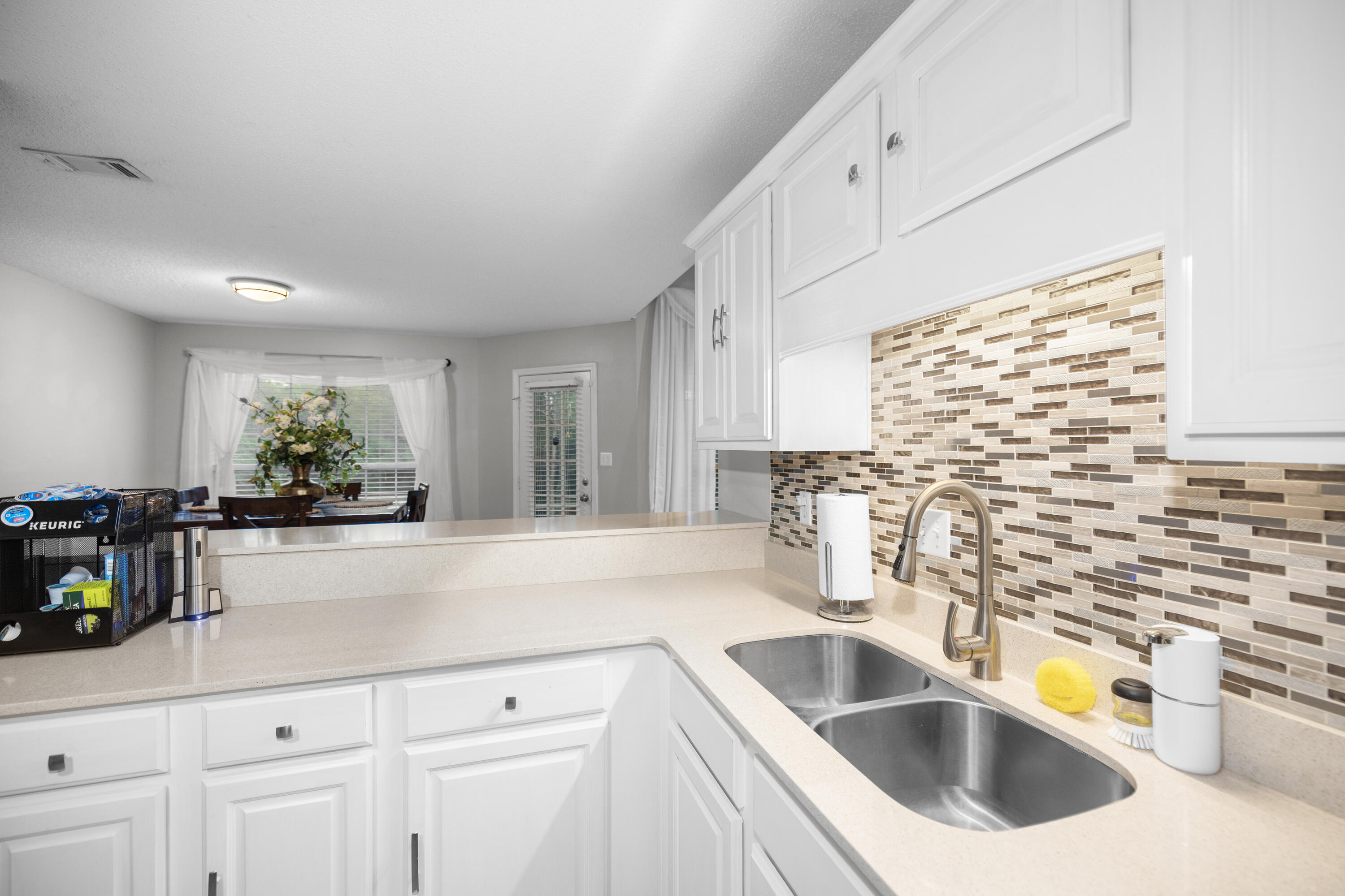 ROCKY BAYOU COUNTRY CLUB ESTATES 9 - Residential