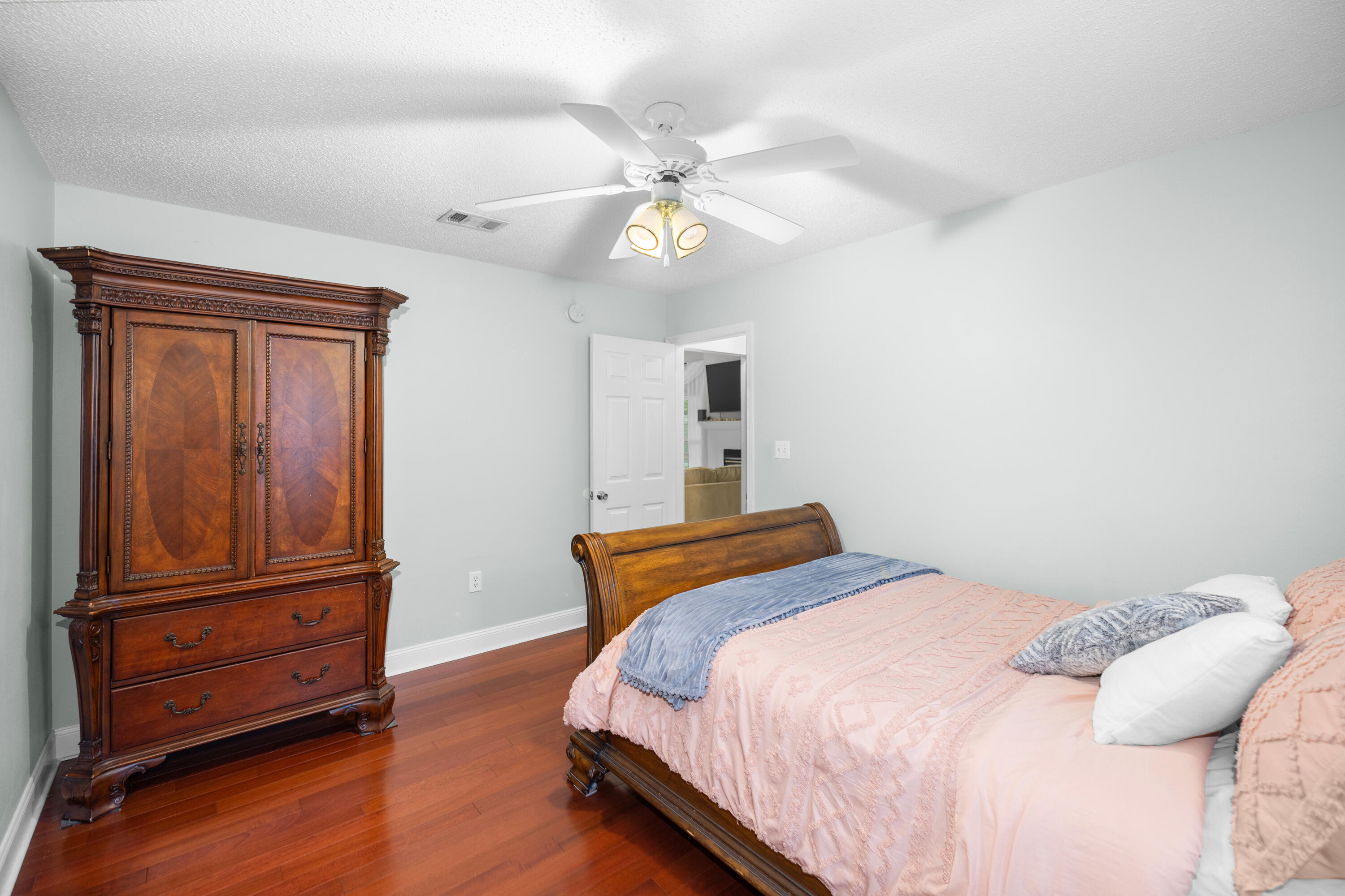 ROCKY BAYOU COUNTRY CLUB ESTATES 9 - Residential