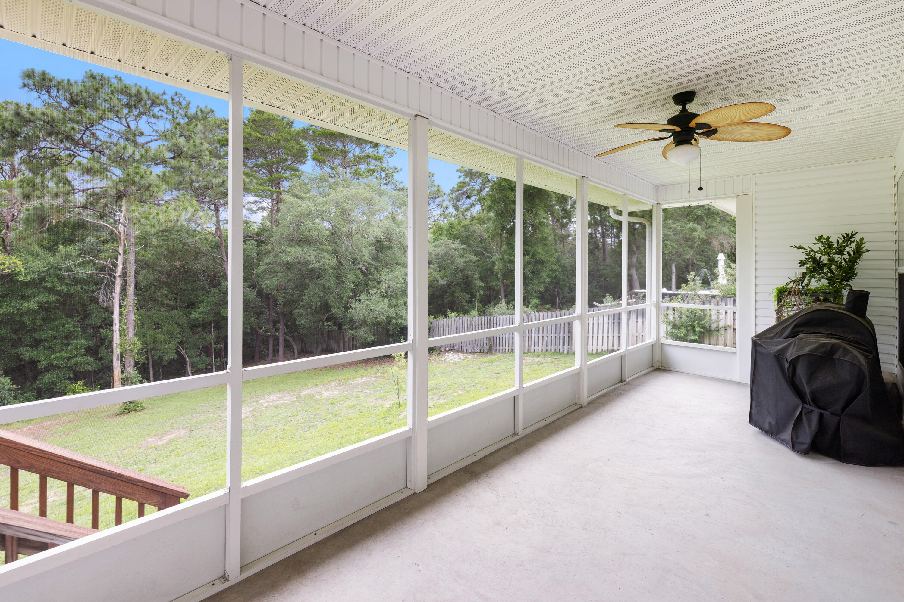 ROCKY BAYOU COUNTRY CLUB ESTATES 9 - Residential