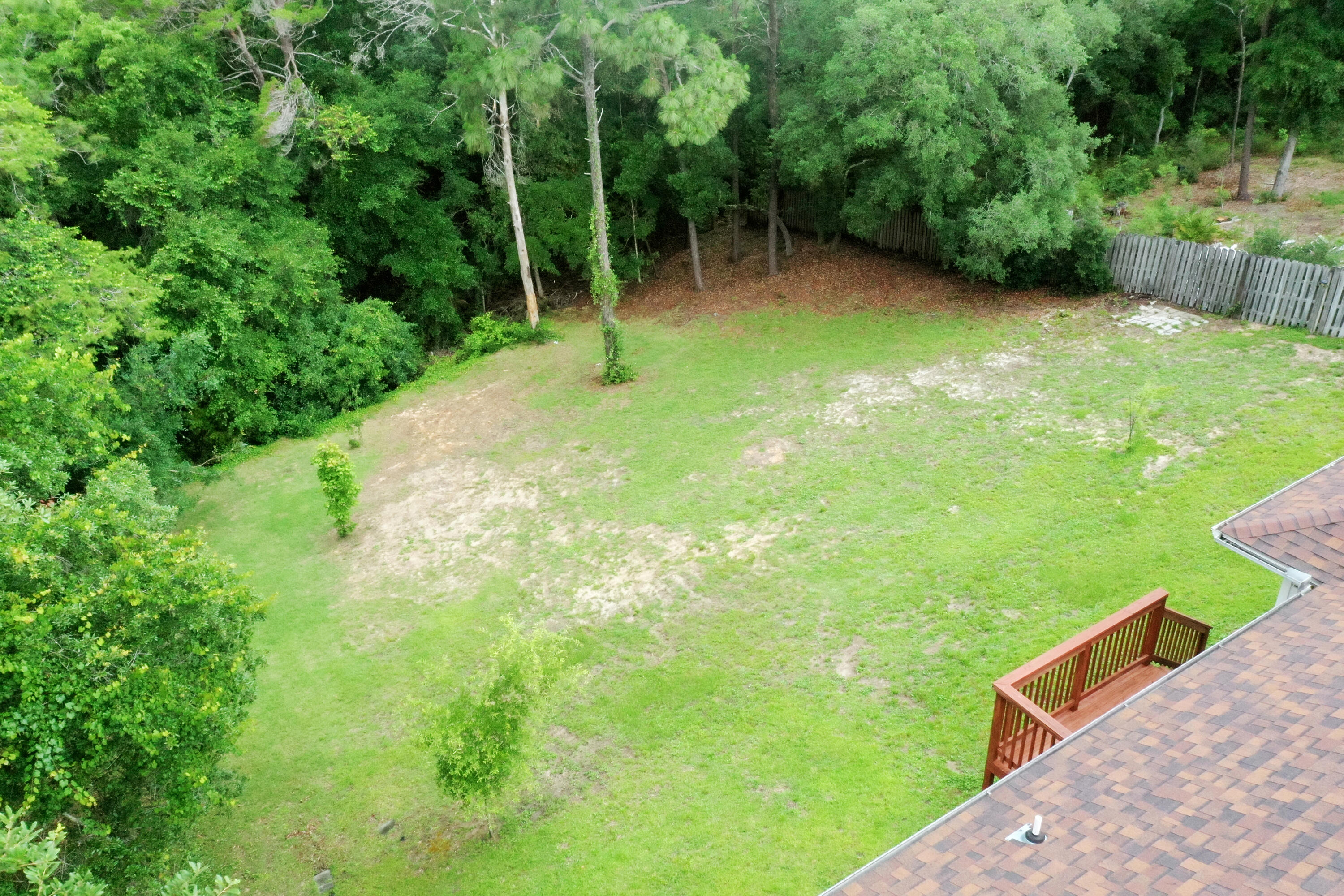 ROCKY BAYOU COUNTRY CLUB ESTATES 9 - Residential