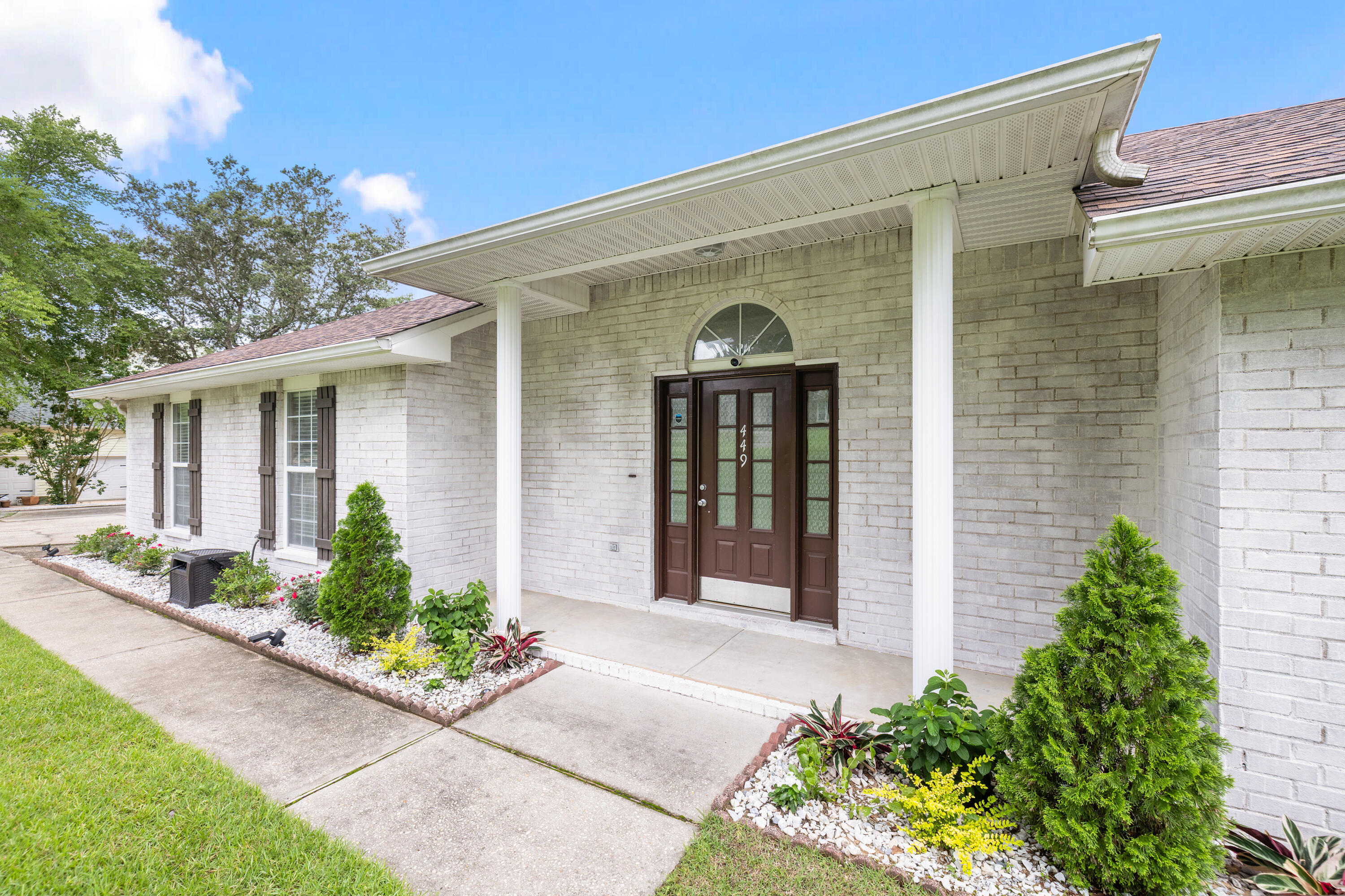 ROCKY BAYOU COUNTRY CLUB ESTATES 9 - Residential