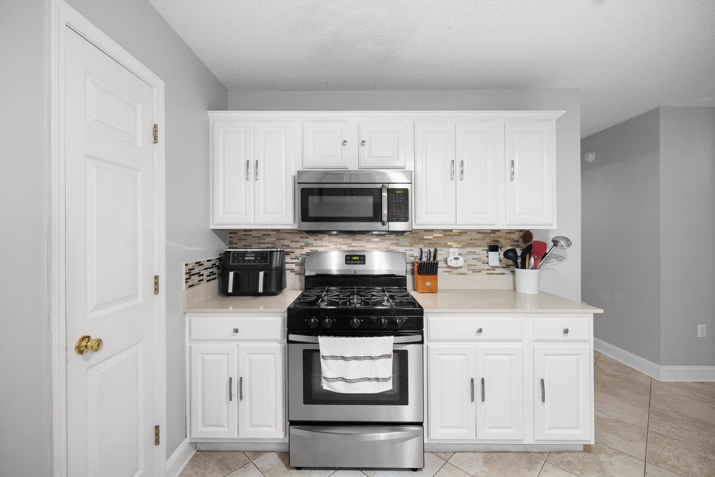 ROCKY BAYOU COUNTRY CLUB ESTATES 9 - Residential