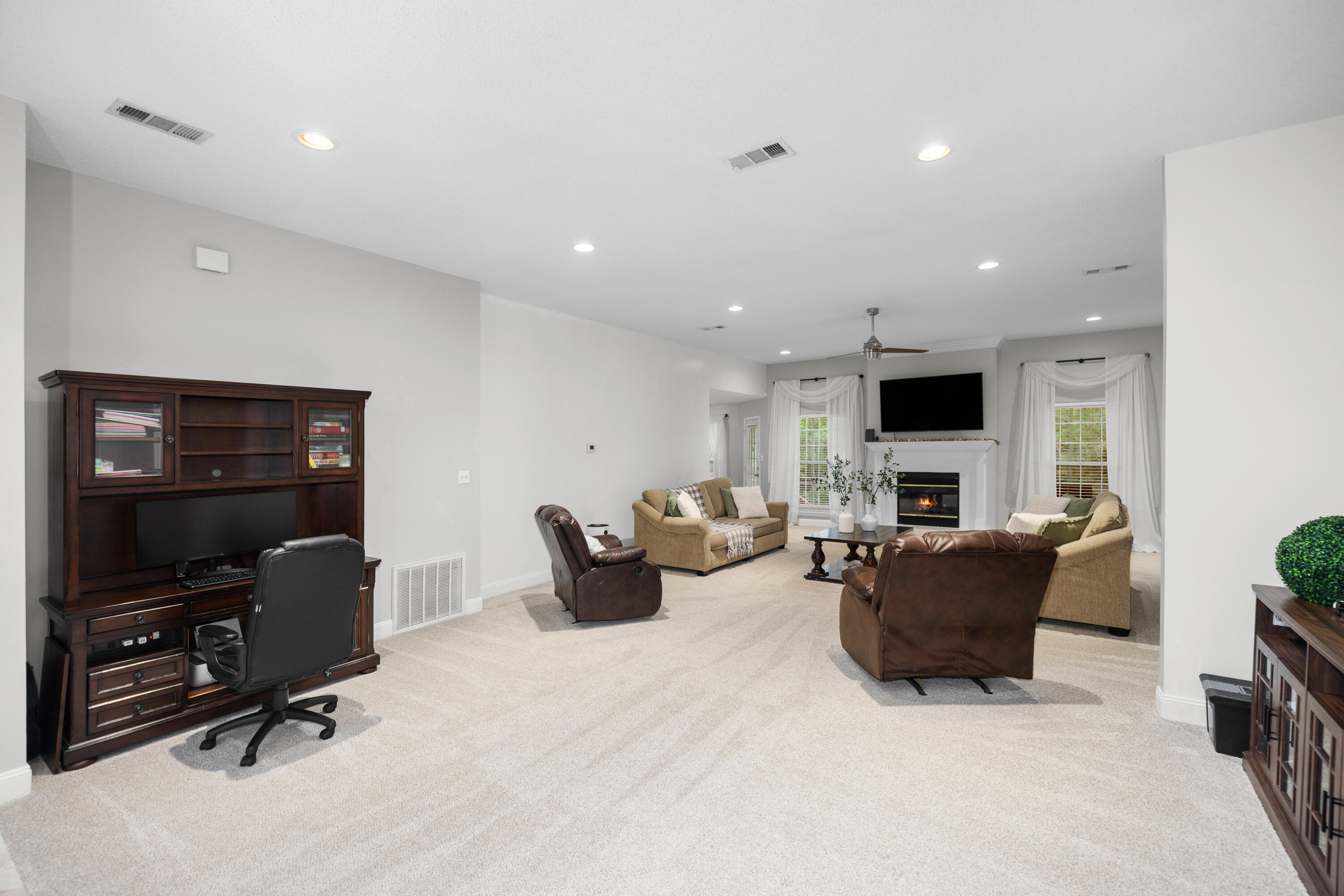 ROCKY BAYOU COUNTRY CLUB ESTATES 9 - Residential