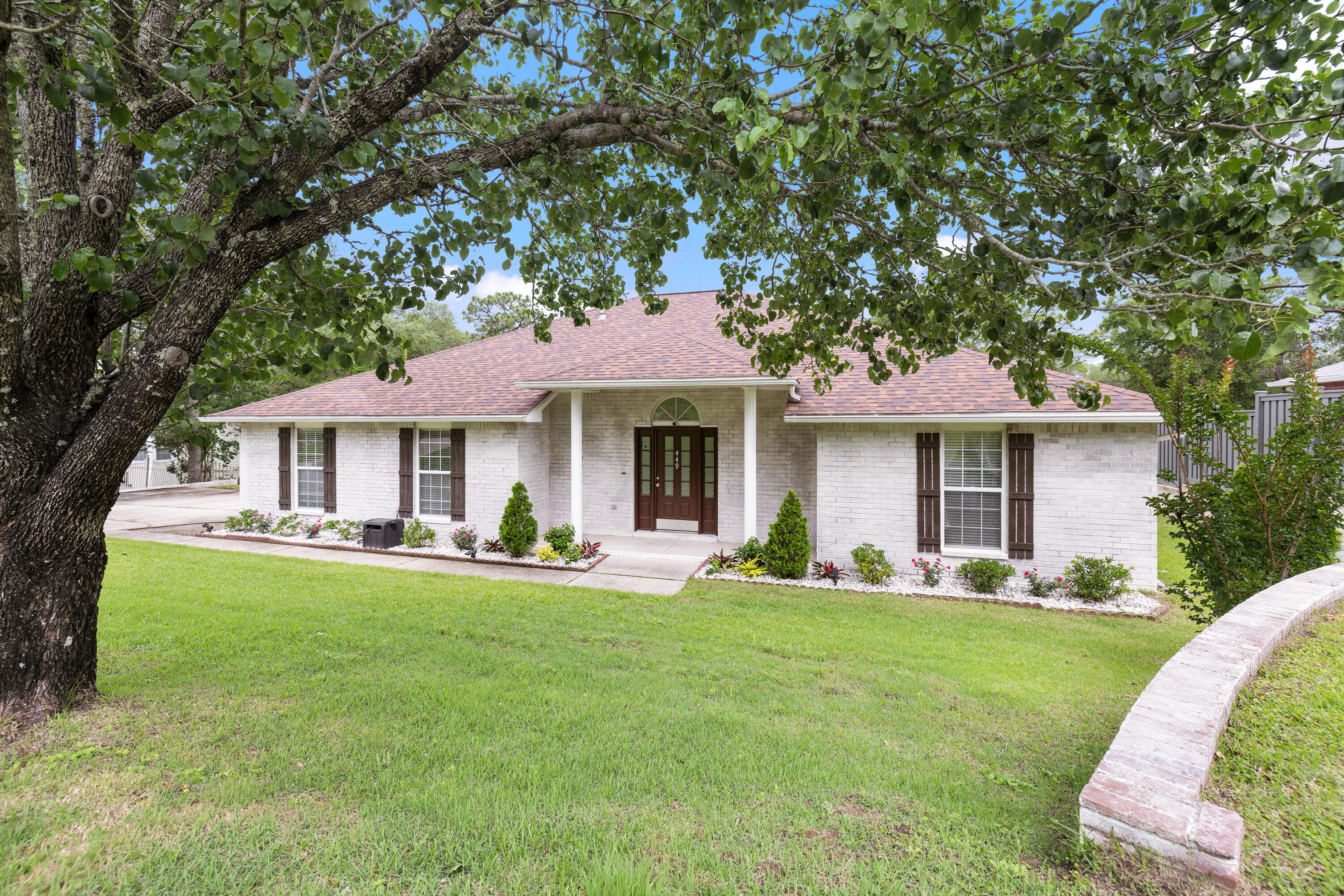 ROCKY BAYOU COUNTRY CLUB ESTATES 9 - Residential