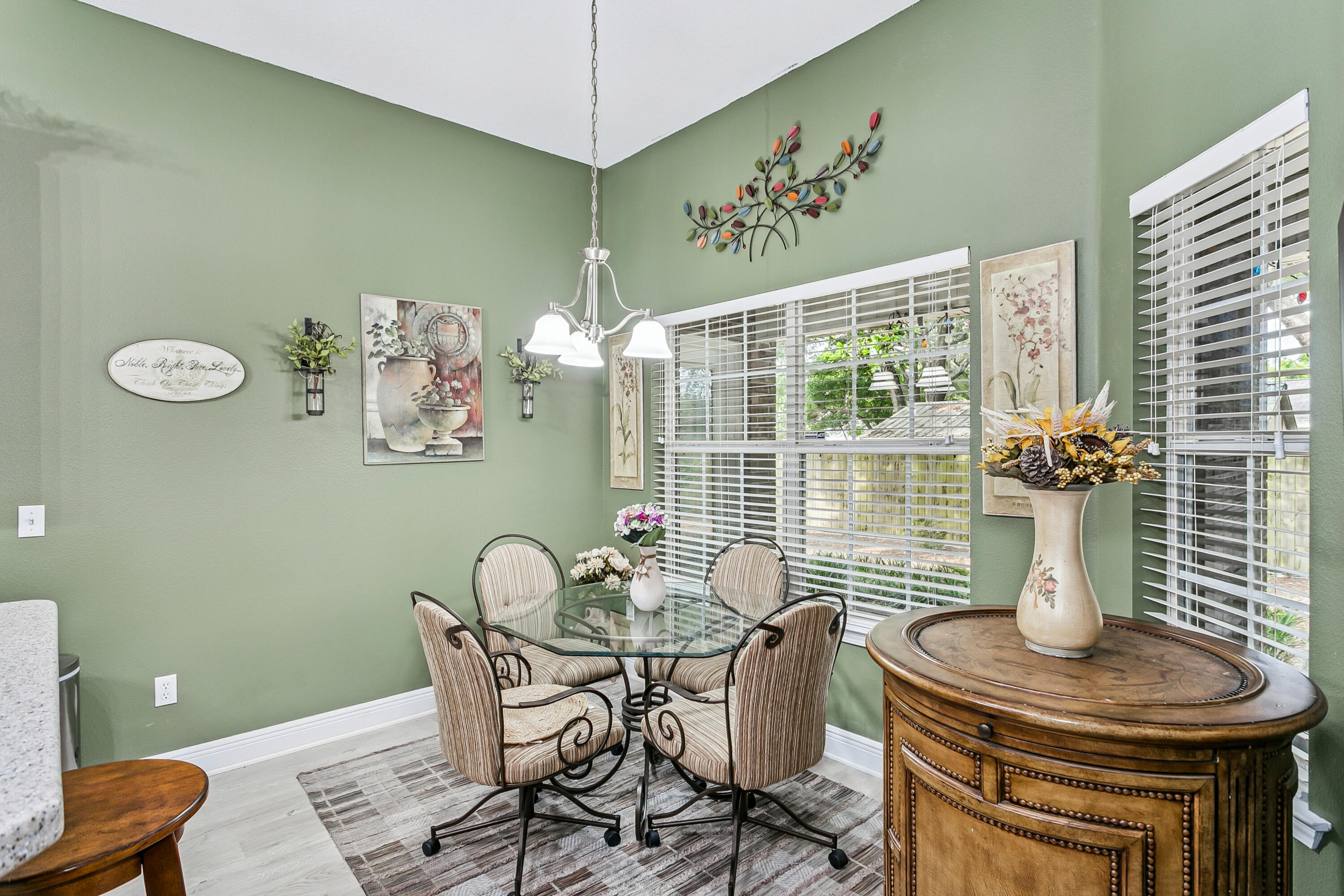 HARVELLS CROSSING - Residential