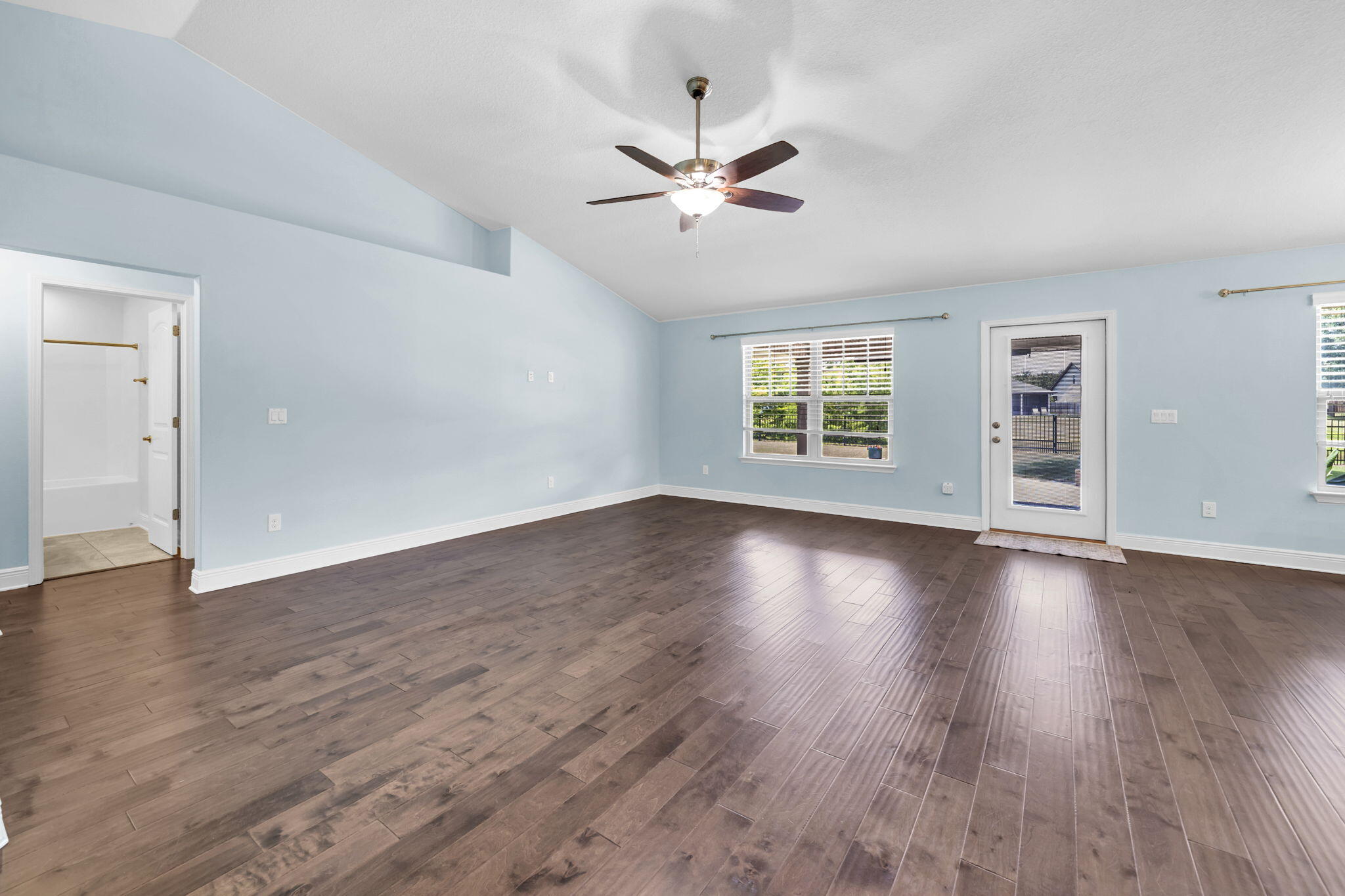 HAMMOCK BAY - Residential
