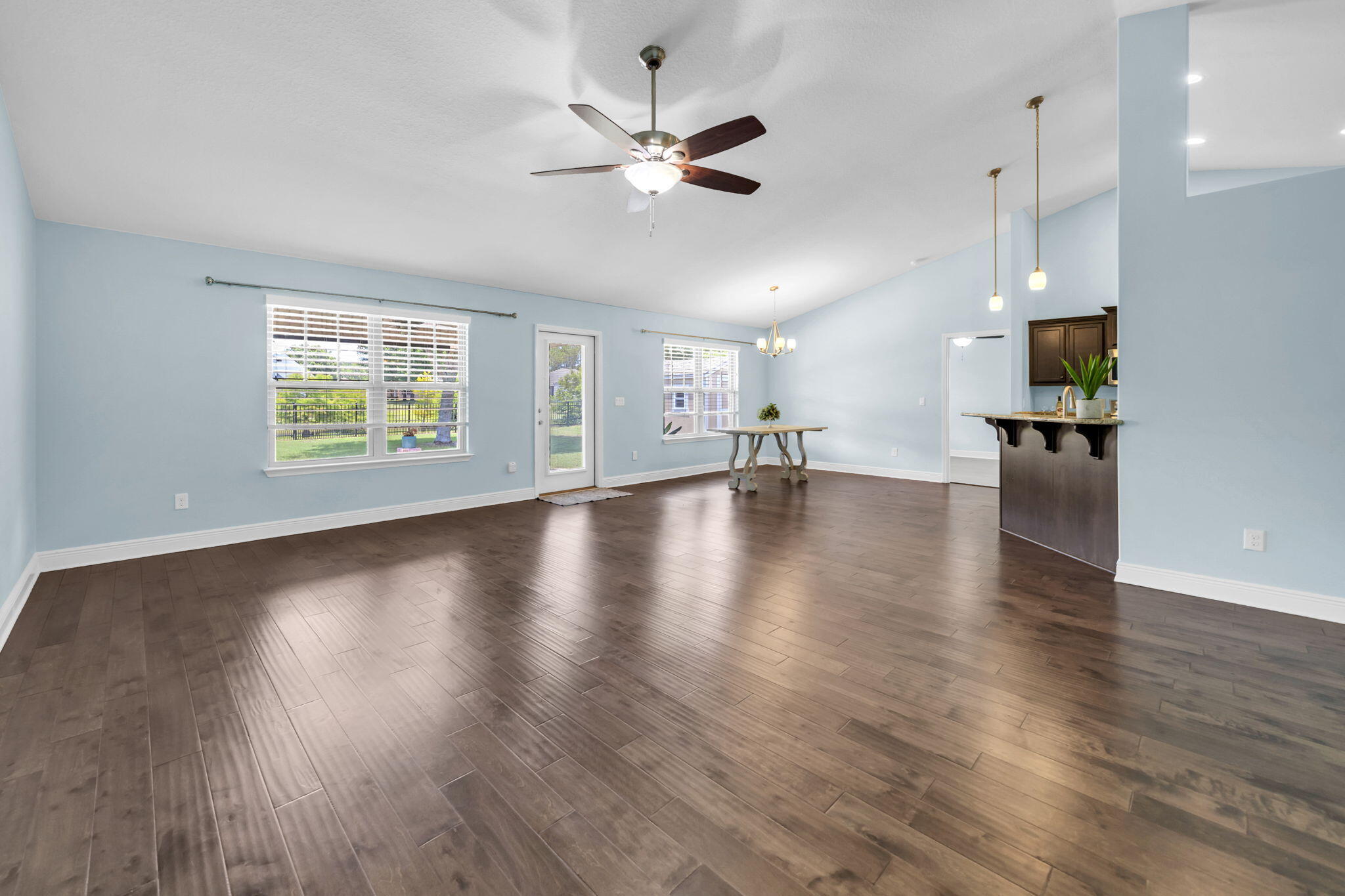 HAMMOCK BAY - Residential