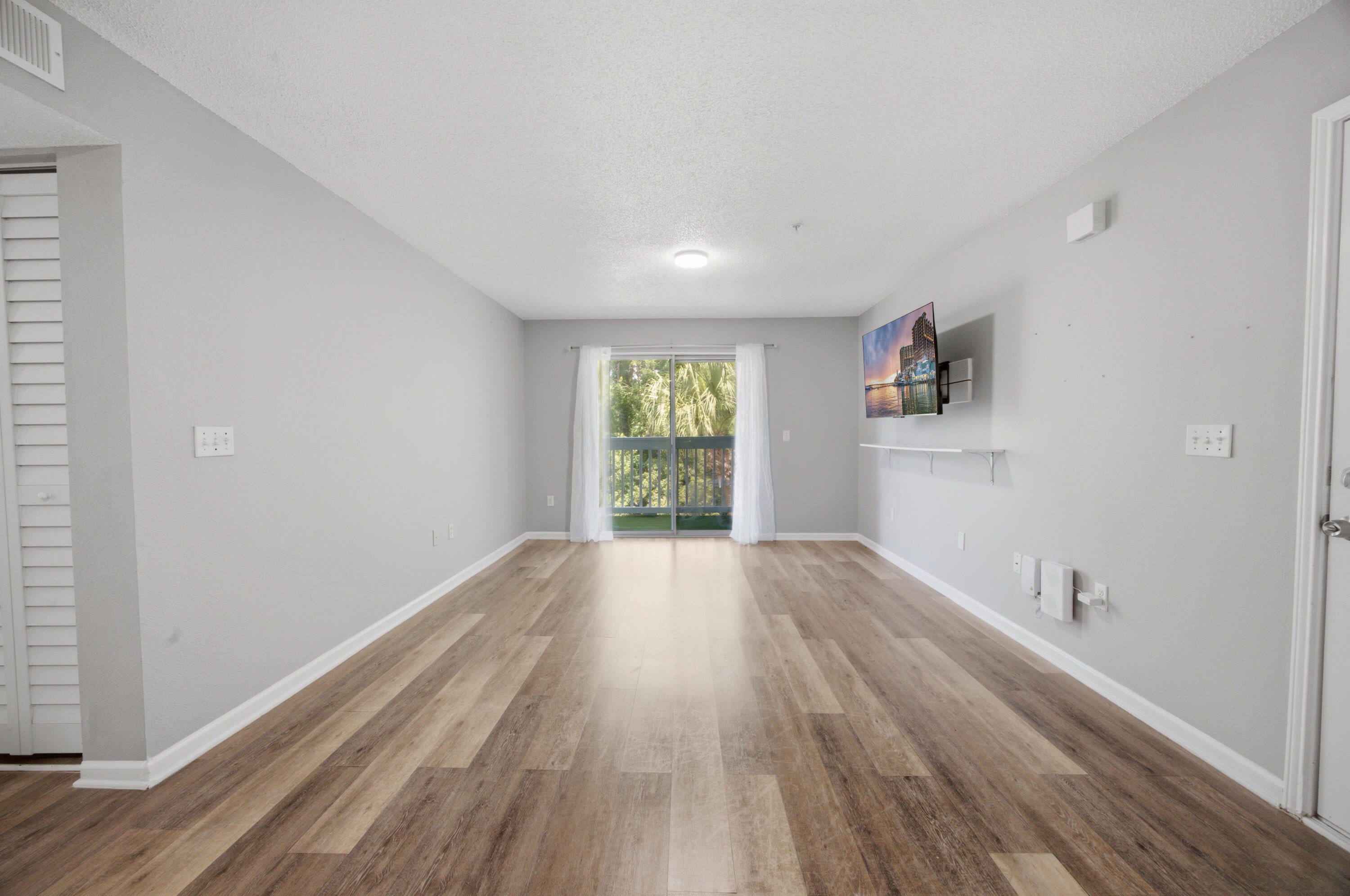 INDIAN LAKE - Residential